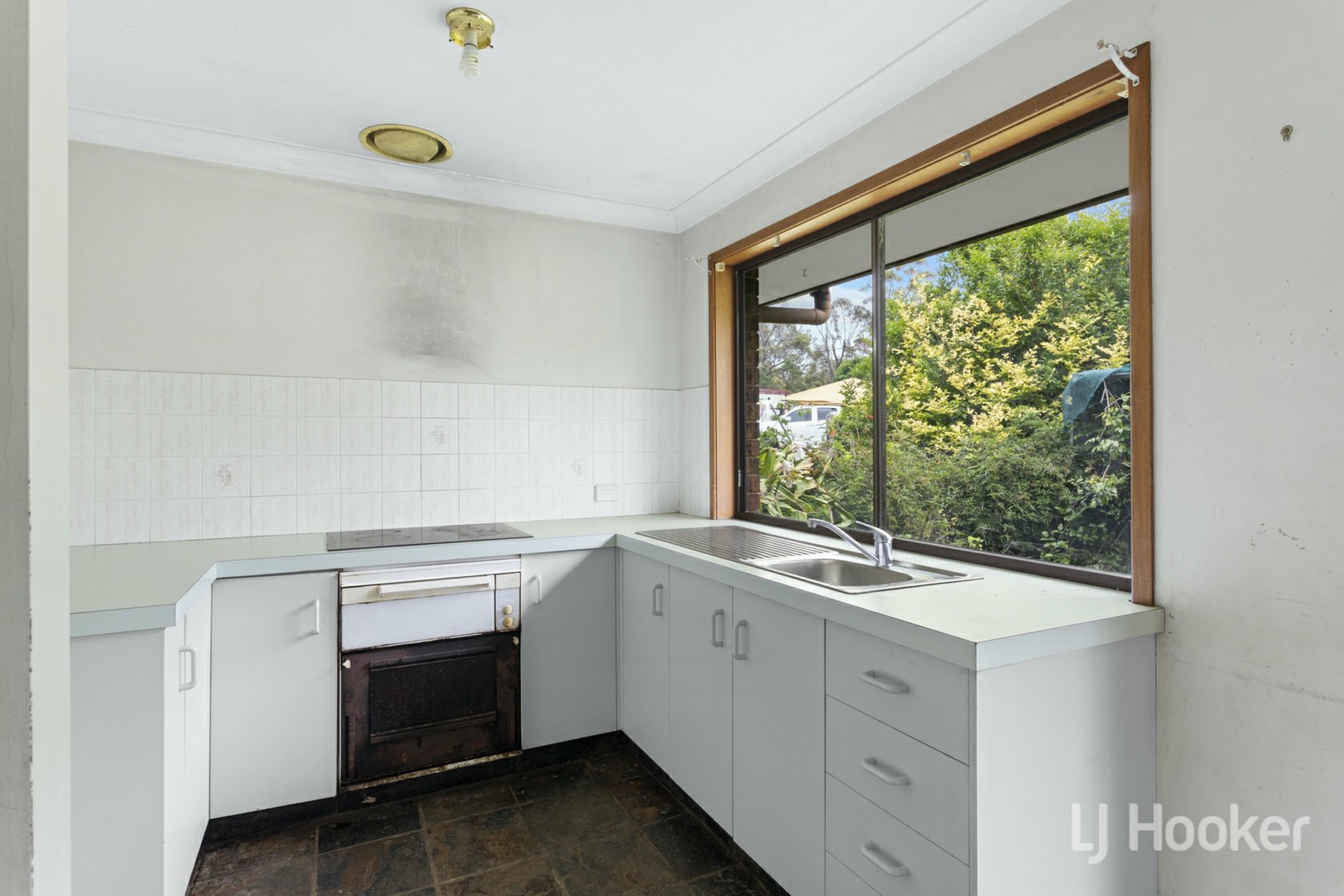 9 Old Southern Road Yanderra NSW House for Sale LJ Hooker