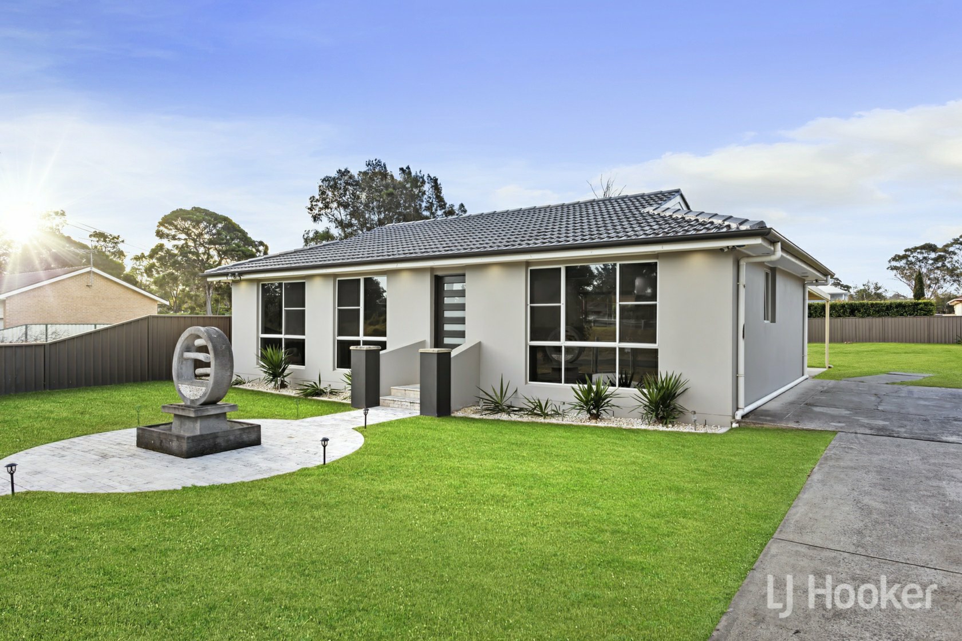 13 Thirlmere Way, TAHMOOR