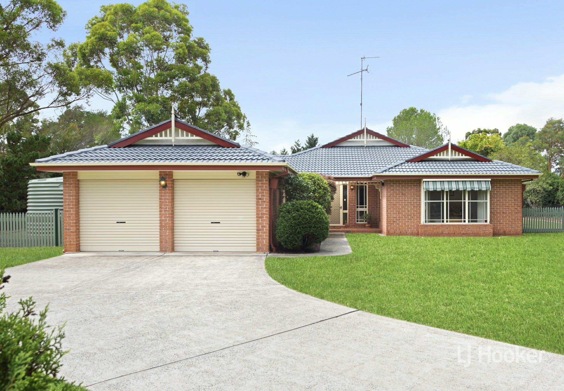 10-12 Norma Close, BARGO