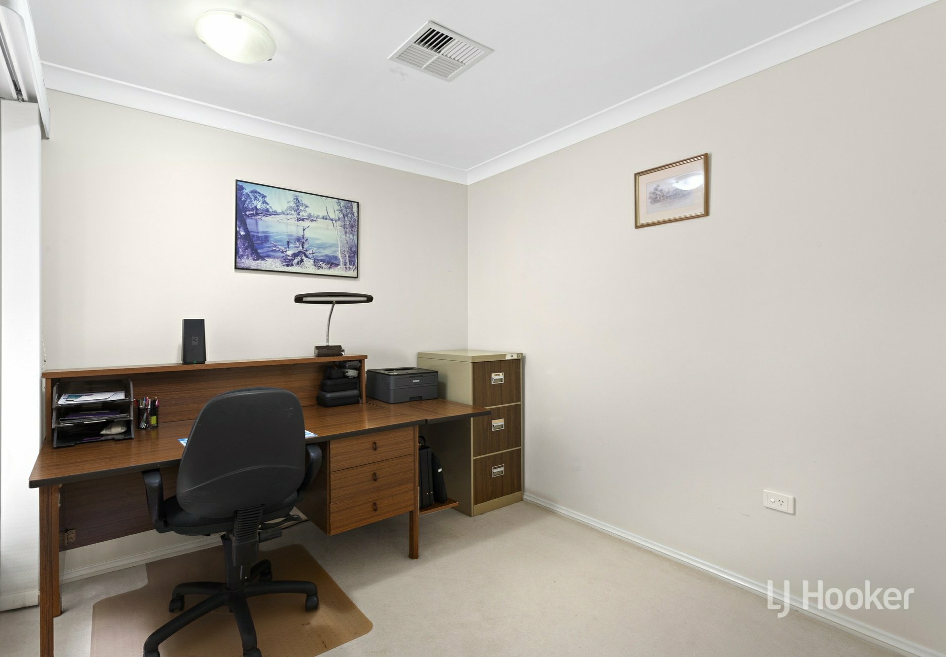 10-12 Norma Close, BARGO