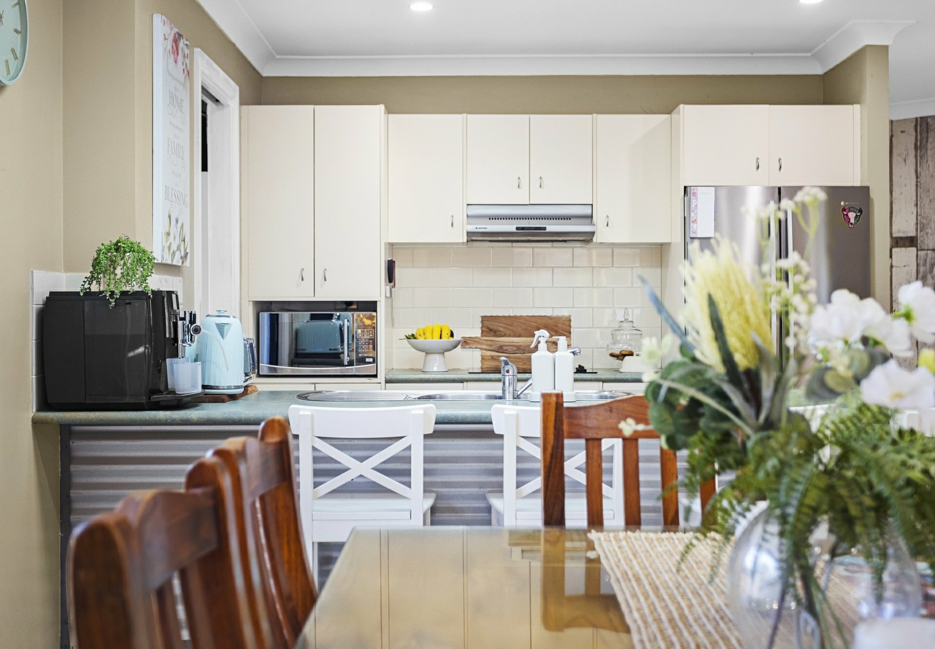 6 Dutton Street — photo 4 of 17