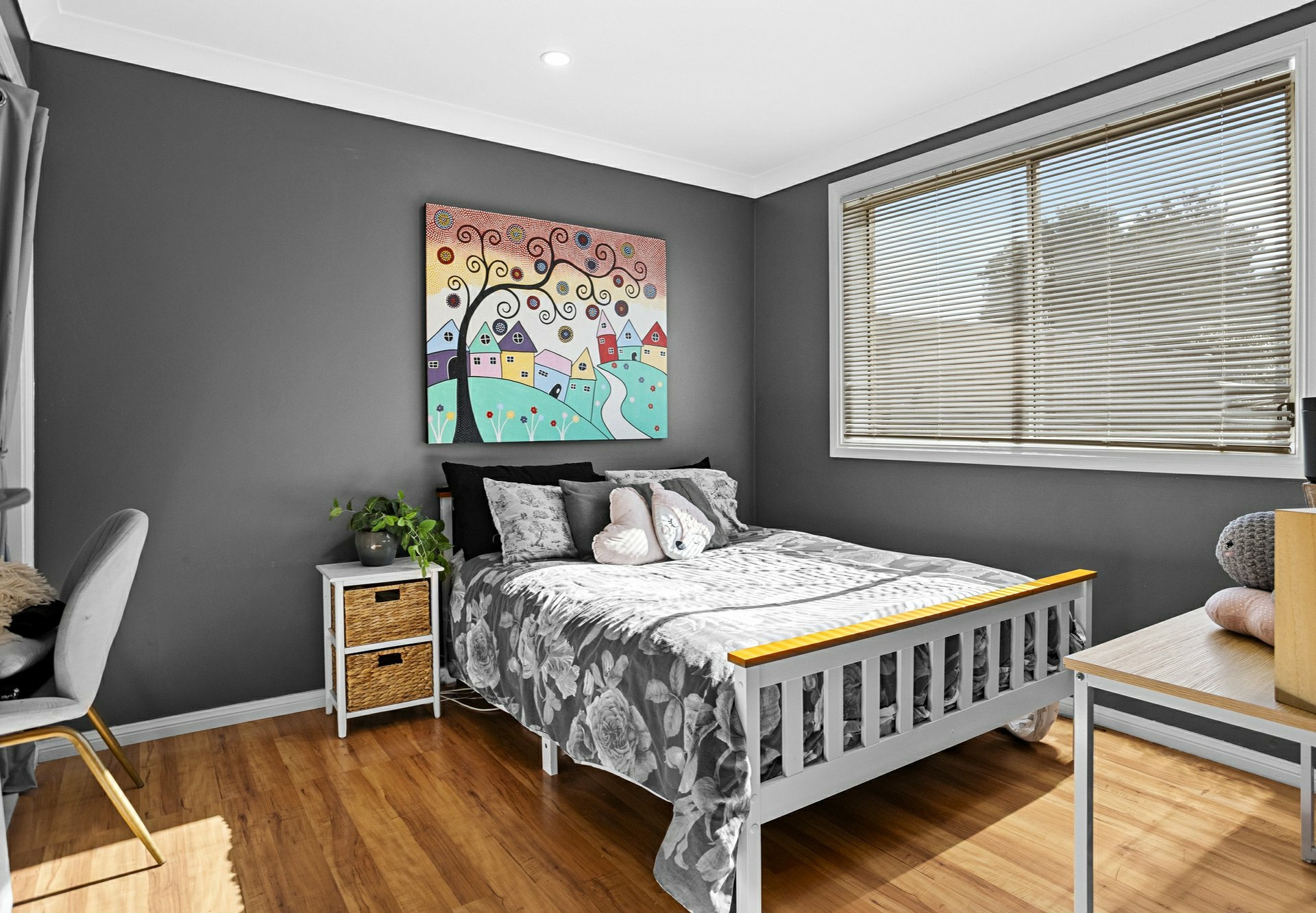 6 Dutton Street — photo 8 of 17