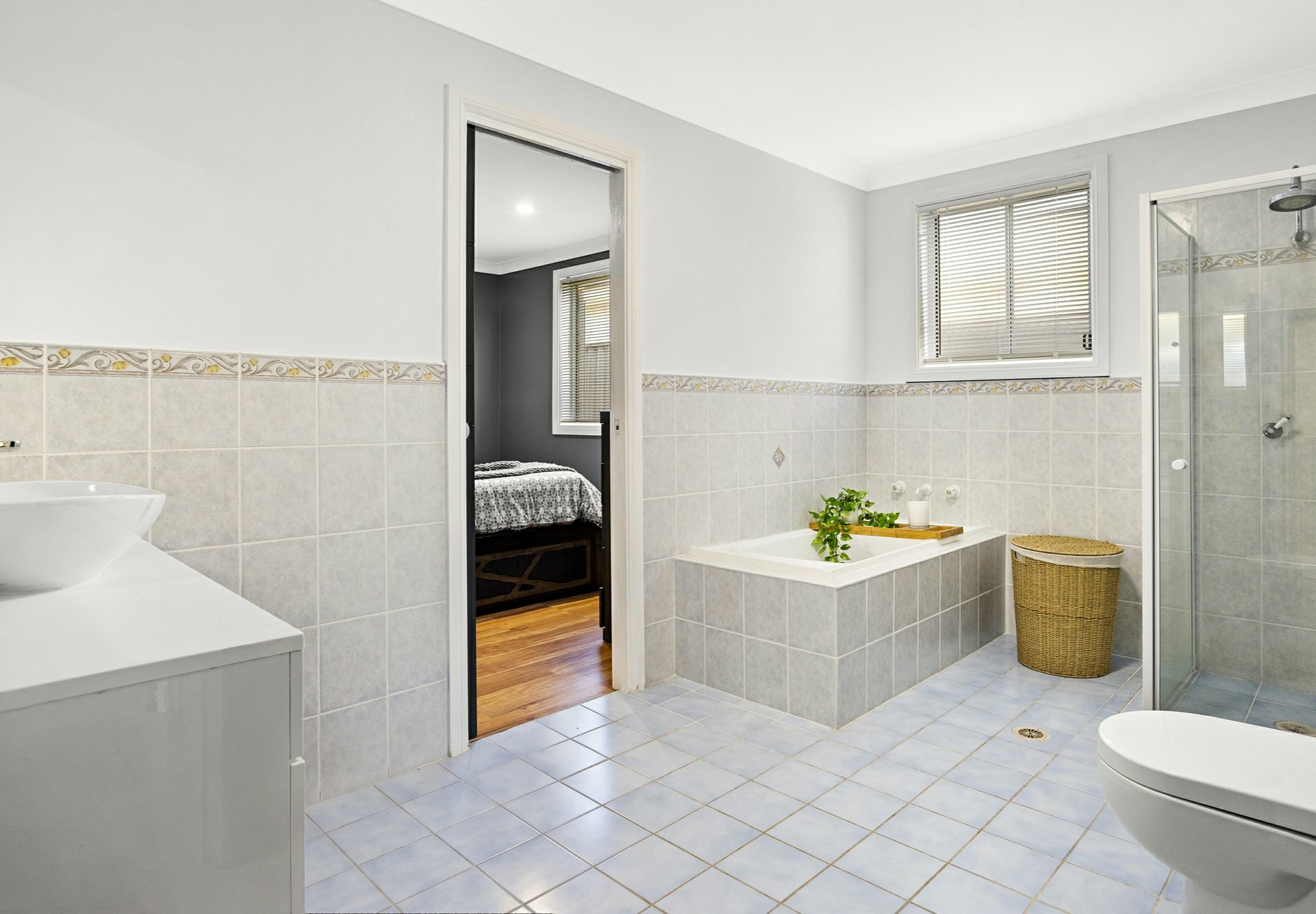 6 Dutton Street — photo 9 of 17