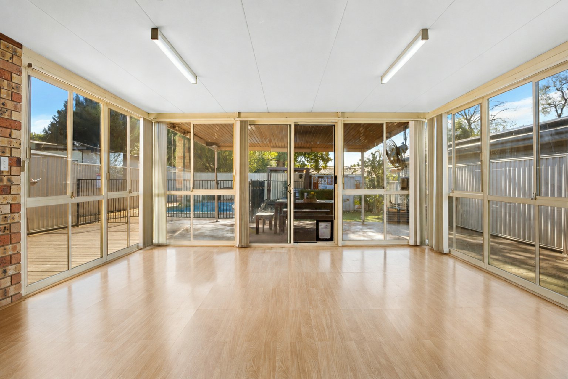 6 Dutton Street — photo 13 of 17