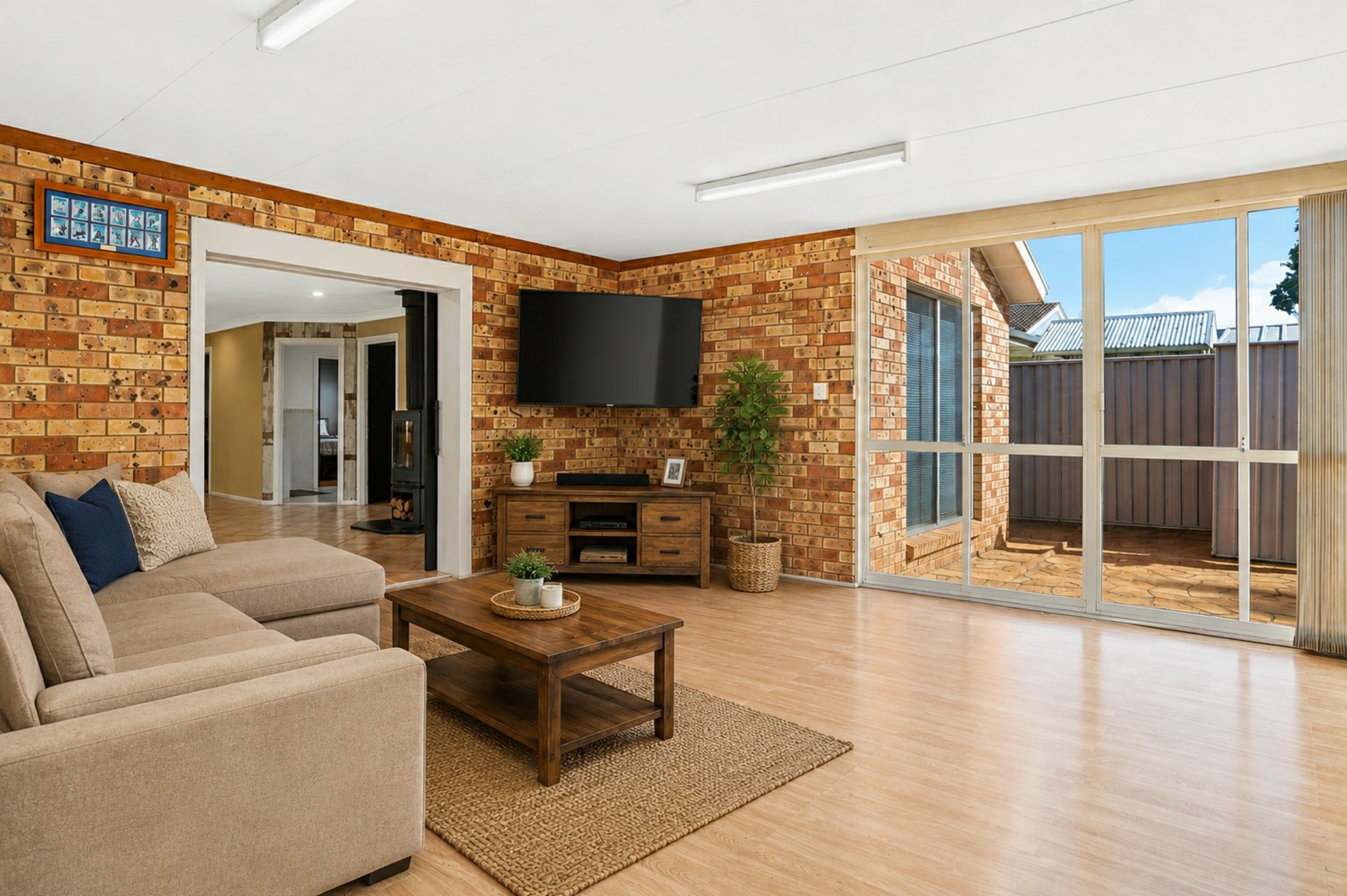 6 Dutton Street — photo 14 of 17