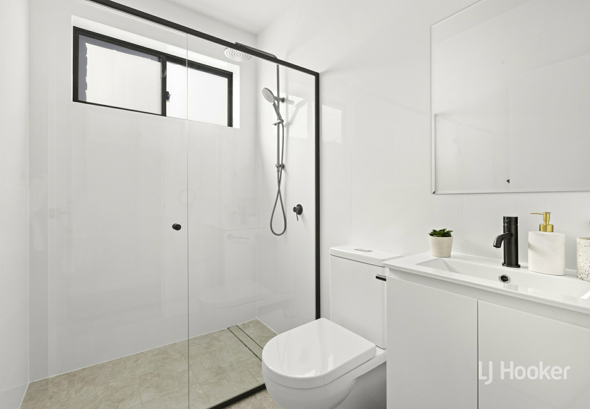 Unit 1 76 York Street — photo 15 of 19