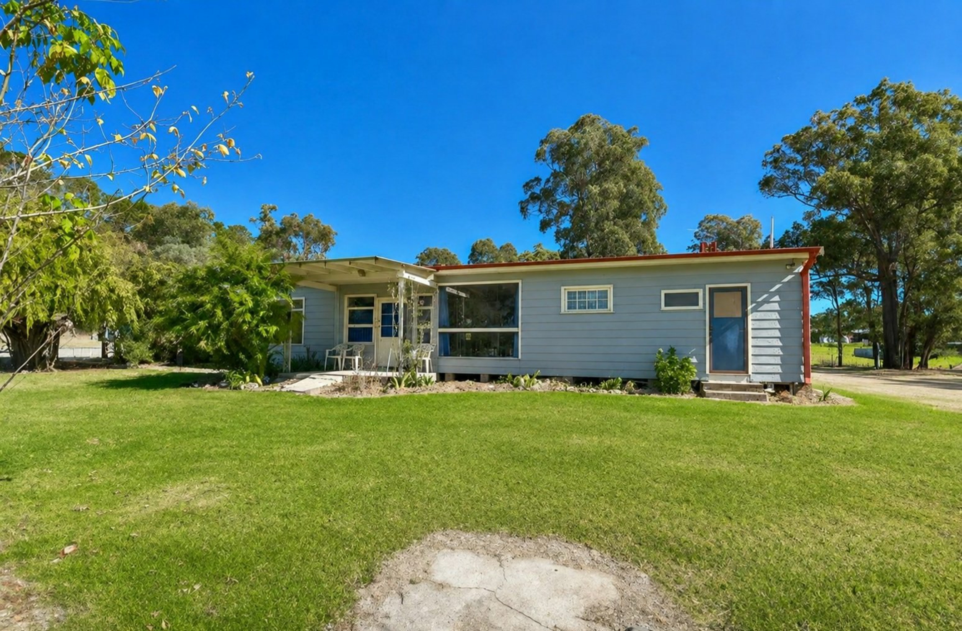 29 Great Sourthern Road — photo 10 of 19
