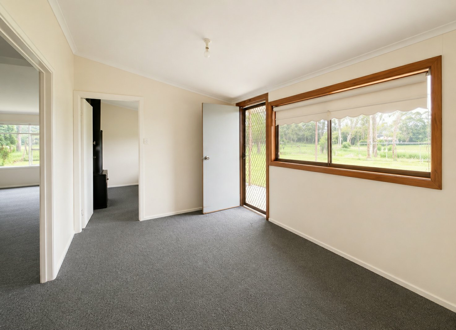 29 Great Sourthern Road — photo 15 of 19