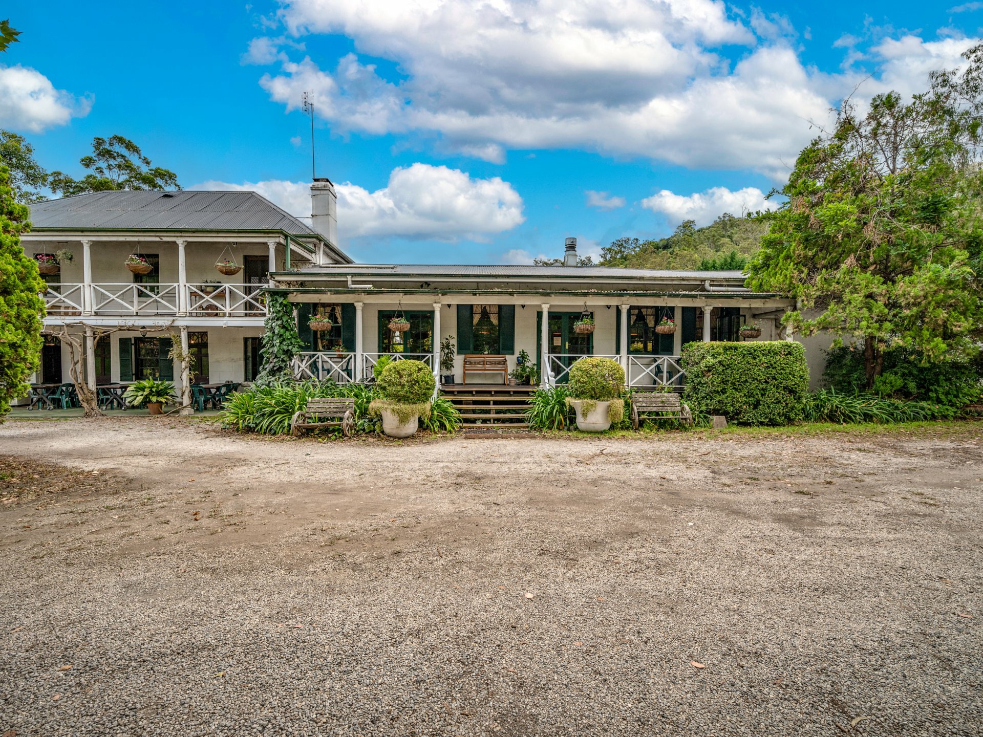 1580 Remembrance Driveway, RAZORBACK
