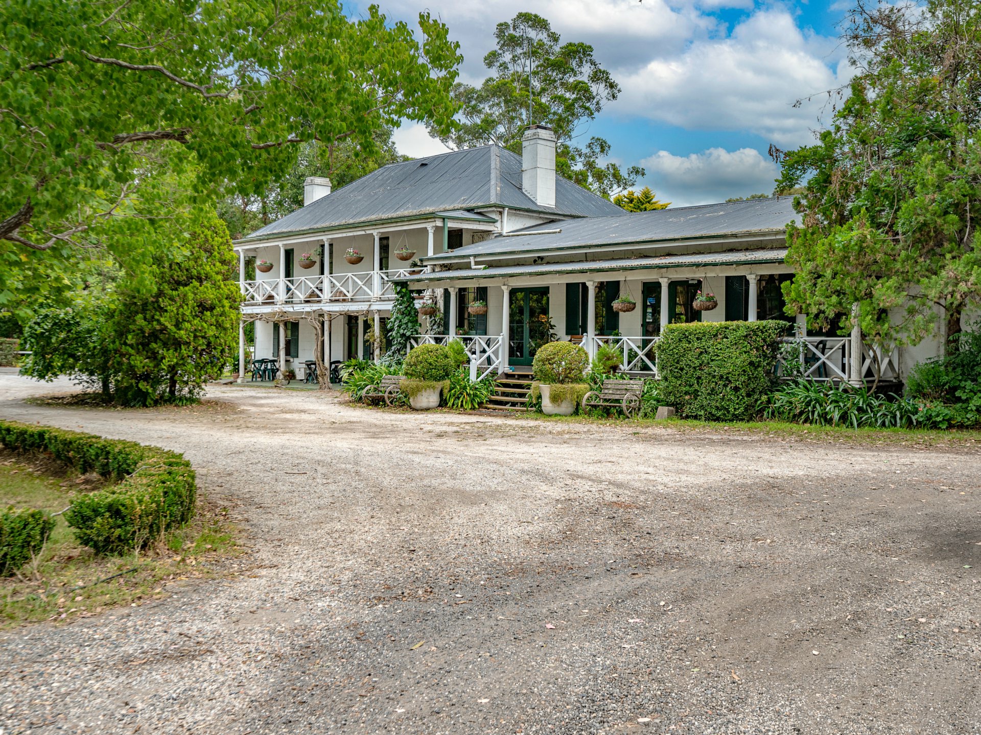 1580 Remembrance Driveway, RAZORBACK