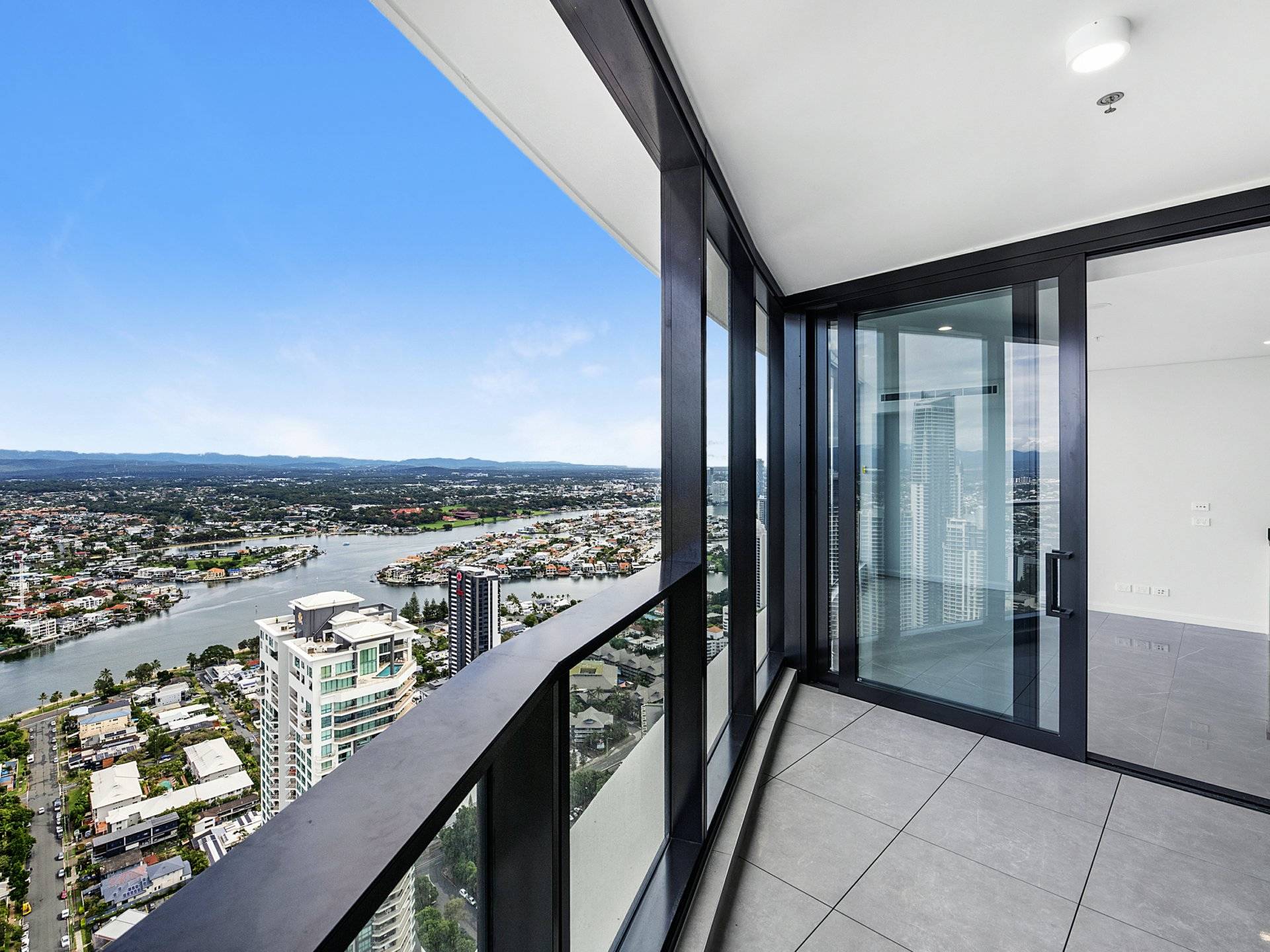 84 The Esplanade, SURFERS PARADISE