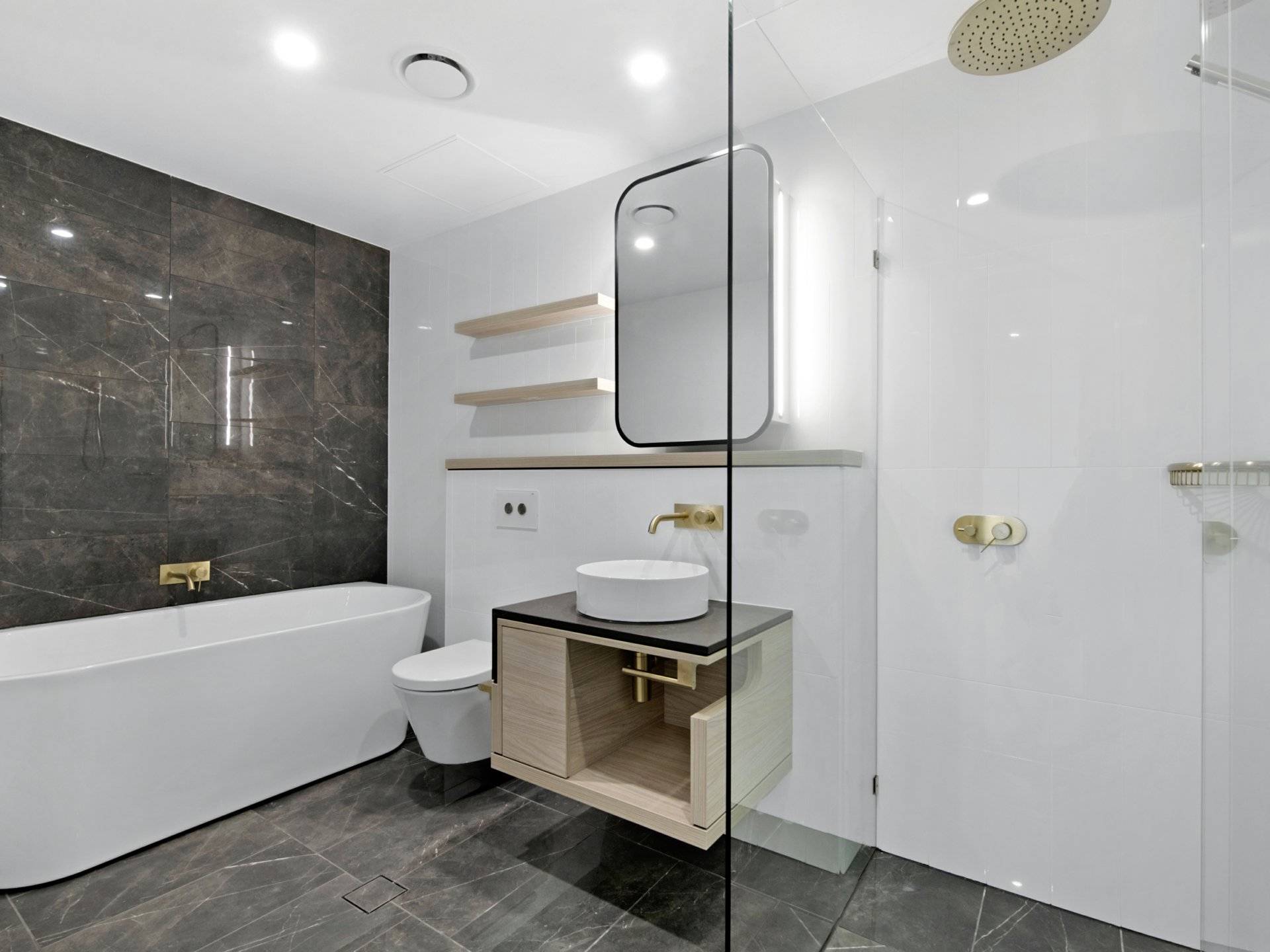 84 The Esplanade, SURFERS PARADISE