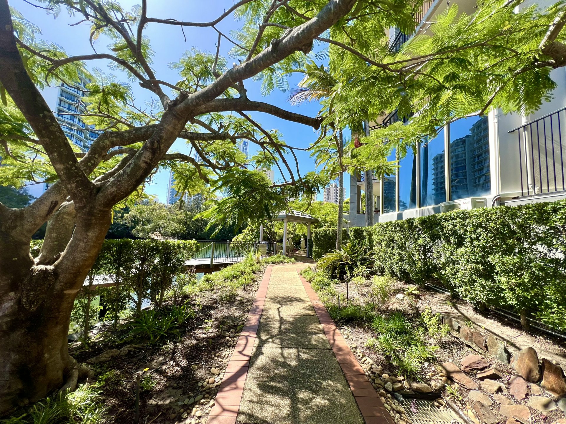 Unit 226a/1 Paradise Island, SURFERS PARADISE