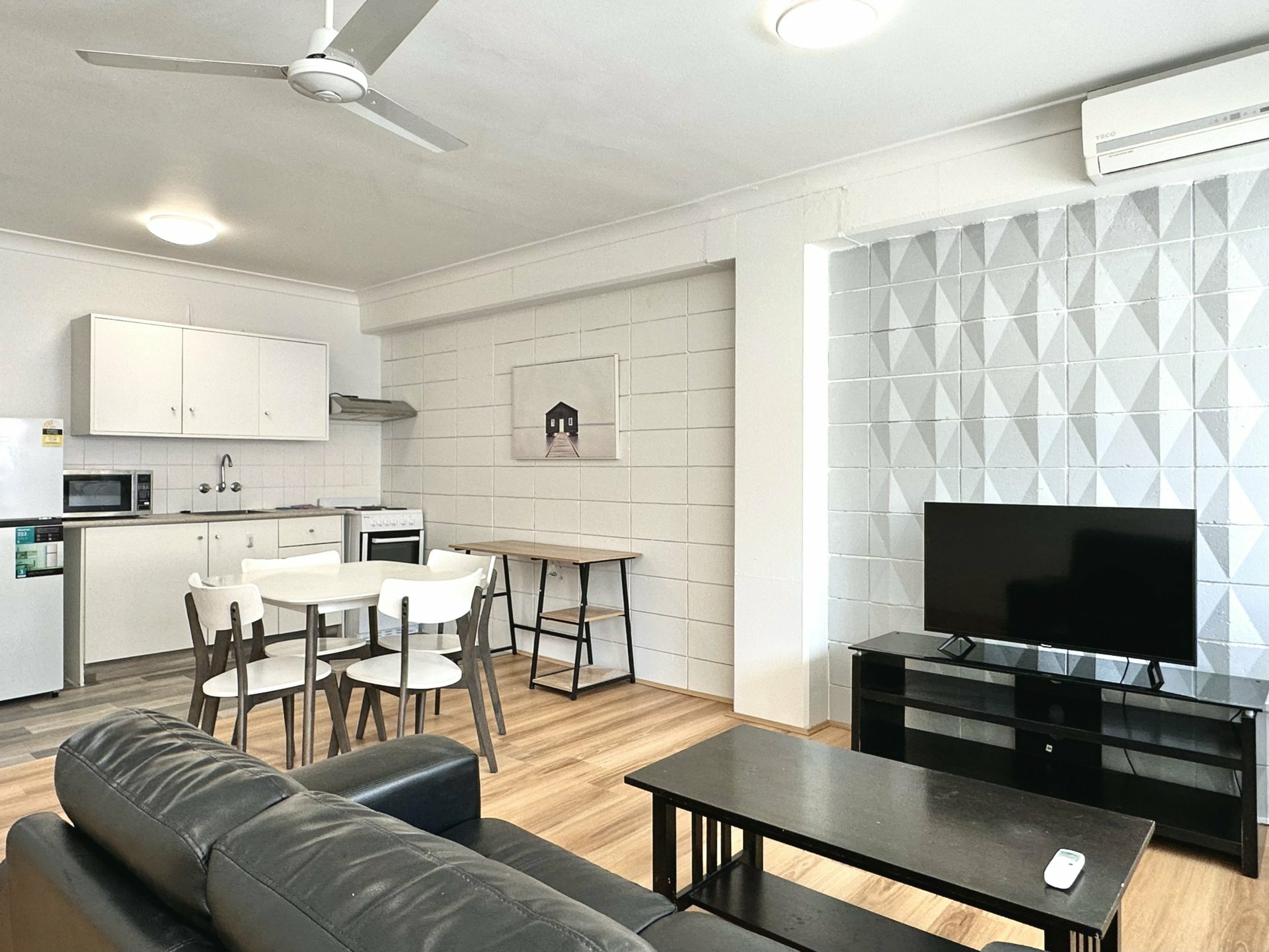 Unit 210/3155 Surfers Paradise Boulevard, SURFERS PARADISE