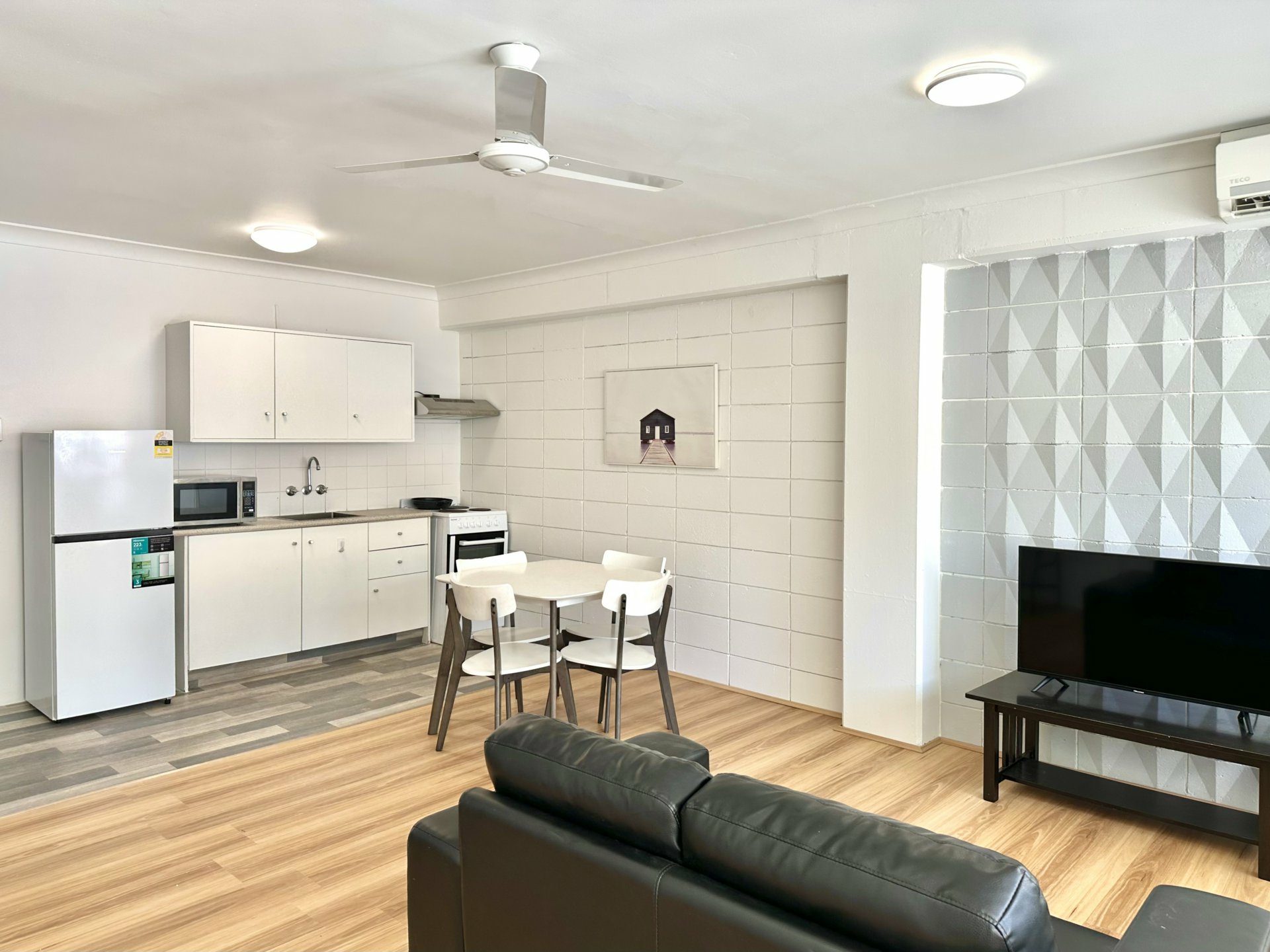 Unit 210/3155 Surfers Paradise Boulevard, SURFERS PARADISE