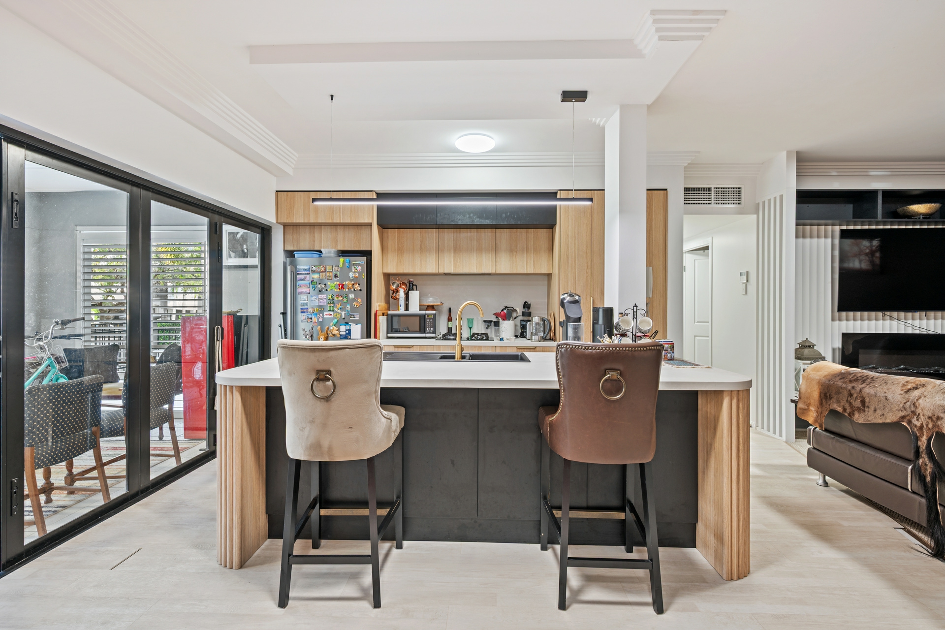 4/8 Parnoo Street, SURFERS PARADISE