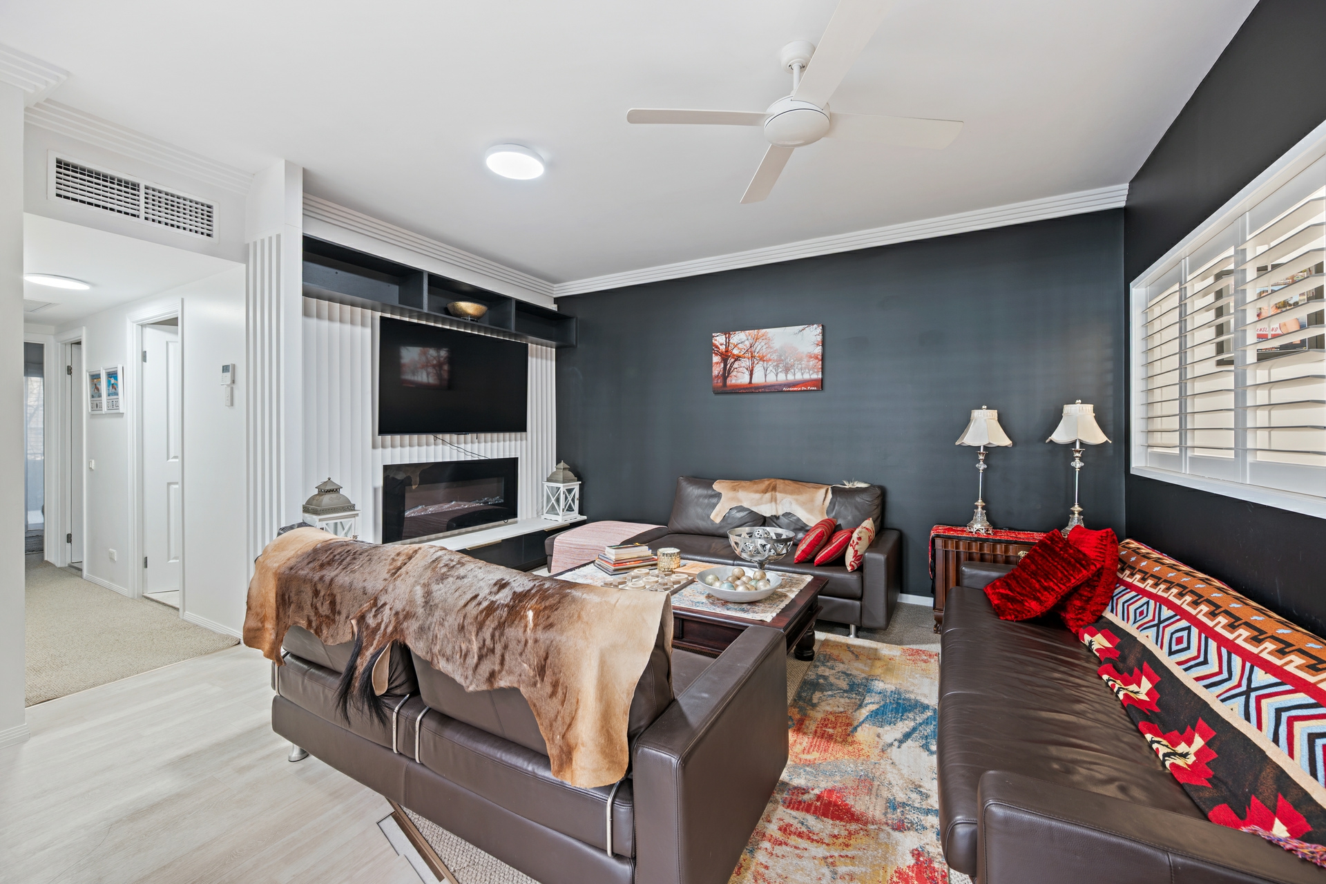 4/8 Parnoo Street, SURFERS PARADISE