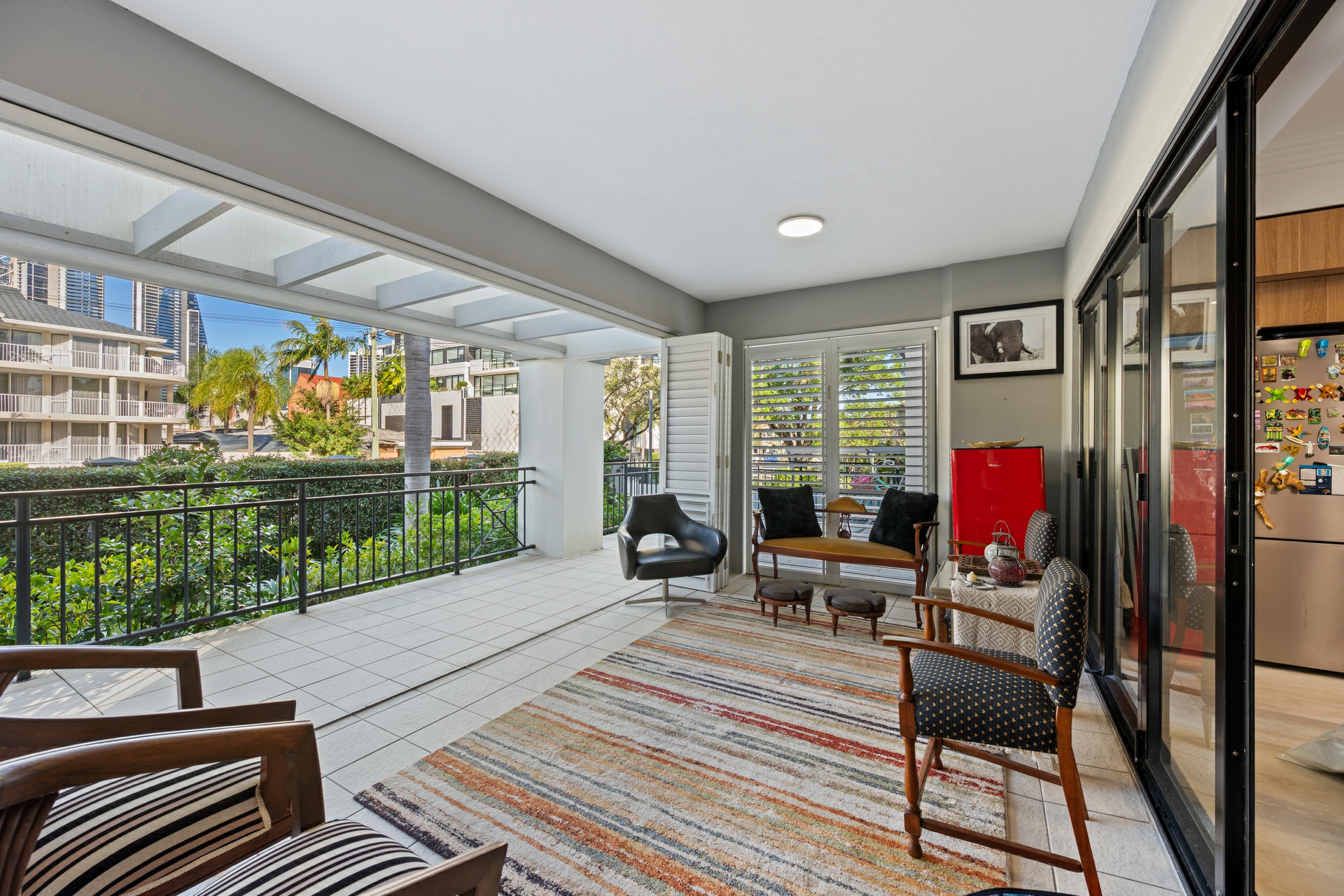 4/8 Parnoo Street, SURFERS PARADISE