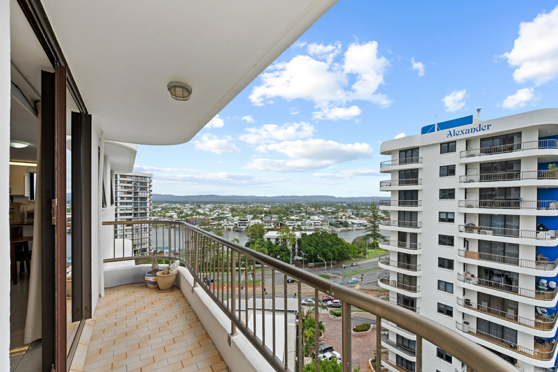 33/19 Aubrey Street, SURFERS PARADISE
