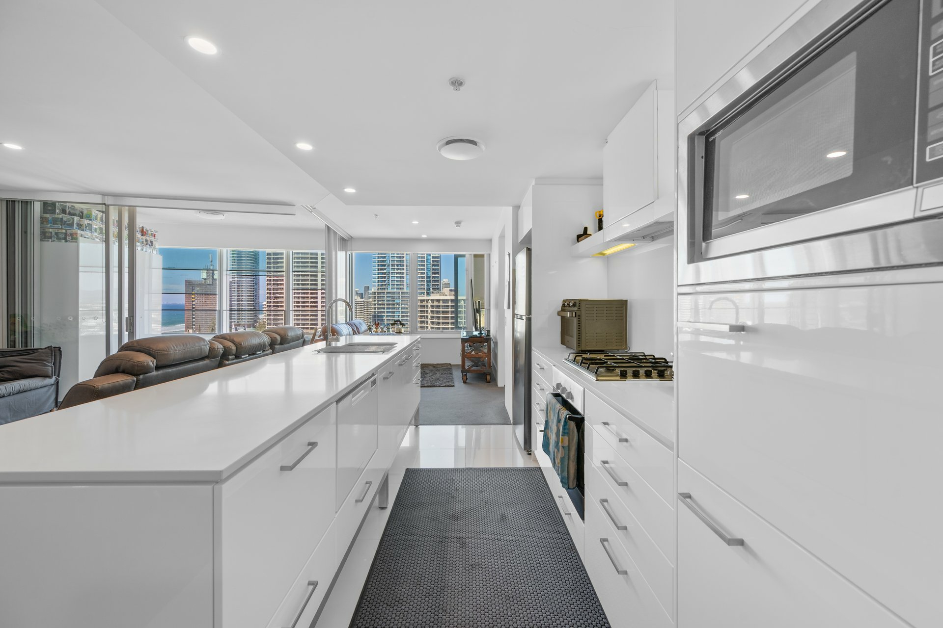 1406/9 Hamilton Avenue — photo 3 of 16