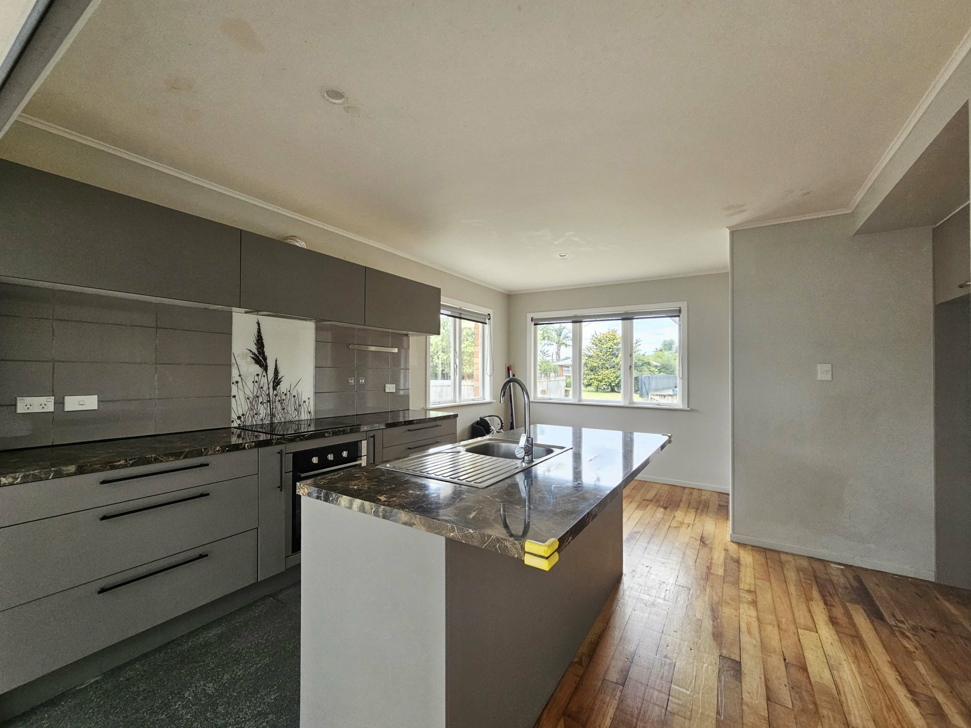 11 Salas Place, PAPAKURA