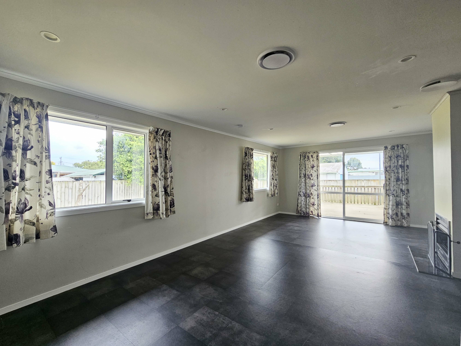 11 Salas Place, PAPAKURA