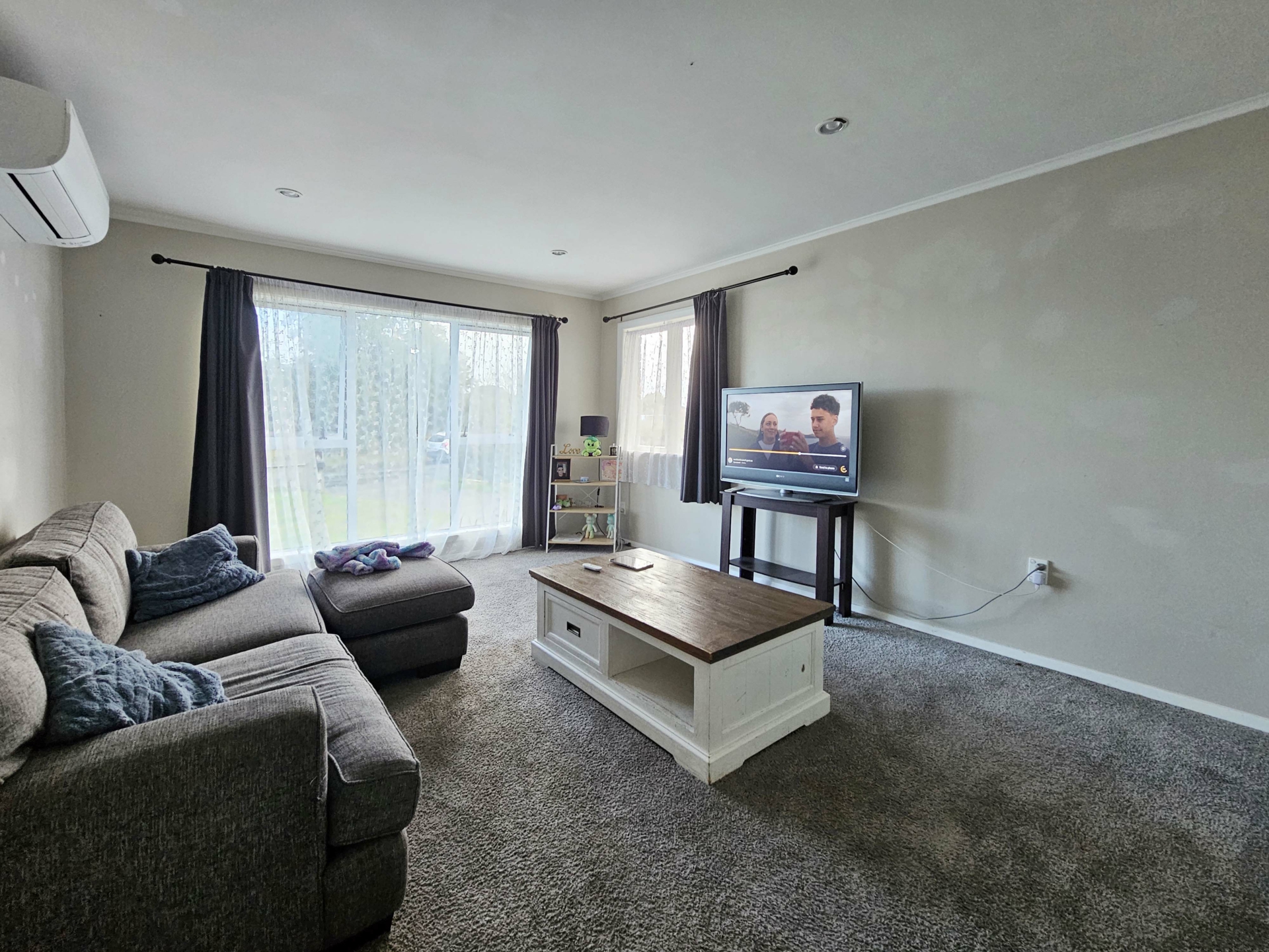 24 Sutton Crescent, PAPAKURA