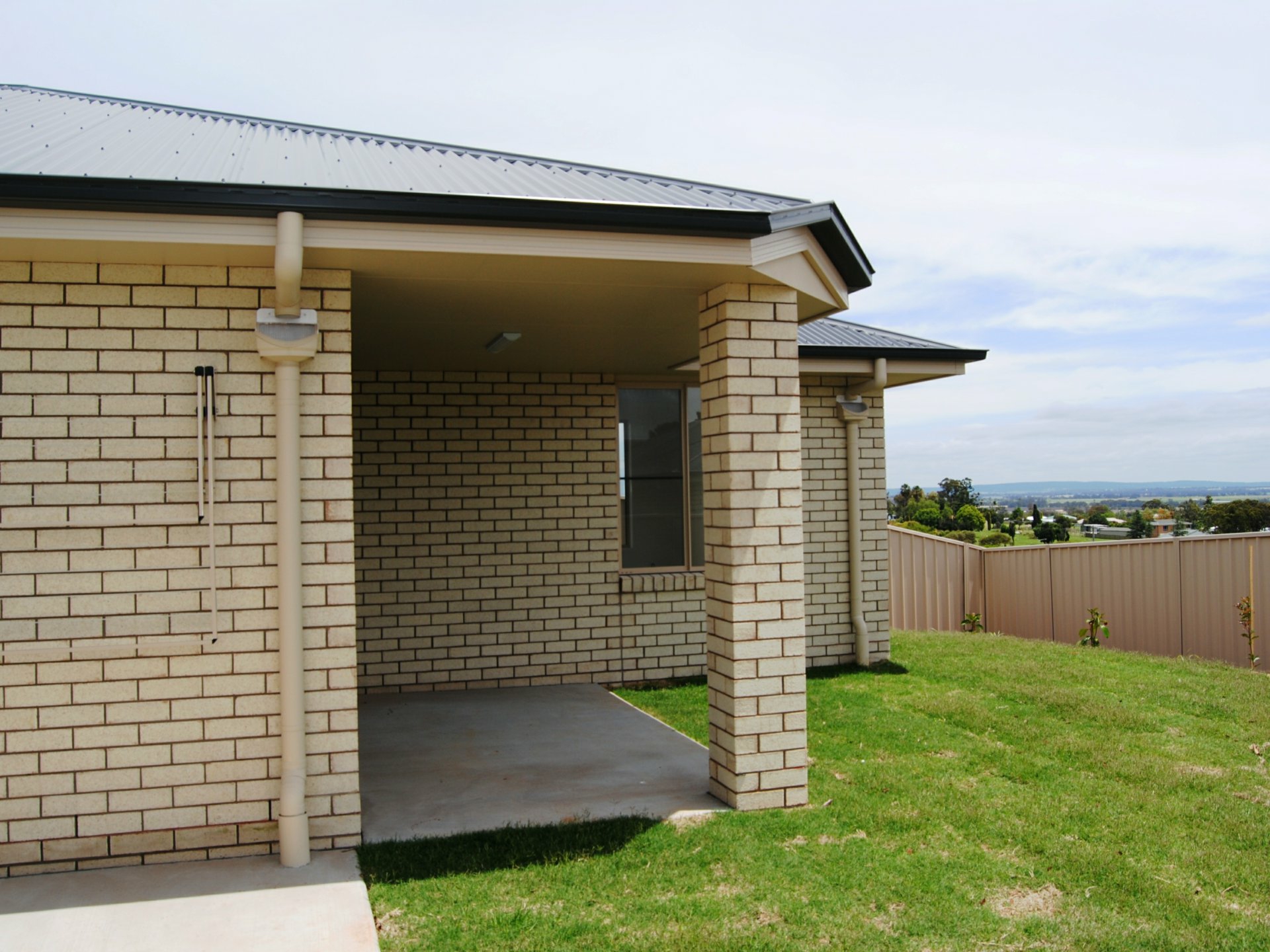8a Lookout Place, WARWICK