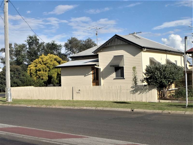 18 Pratten Street, Warwick