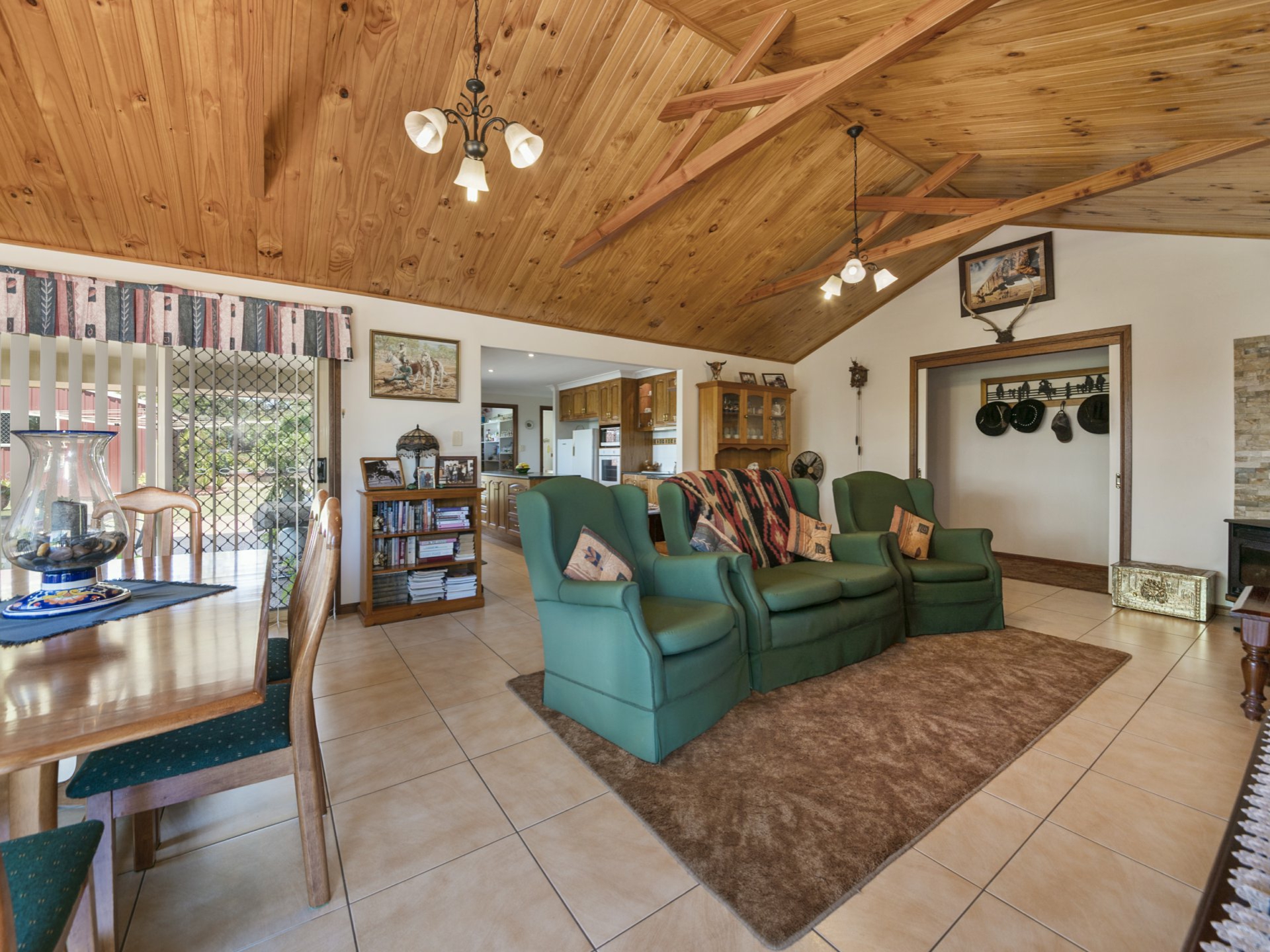 182 Glen Road, ROSENTHAL HEIGHTS
