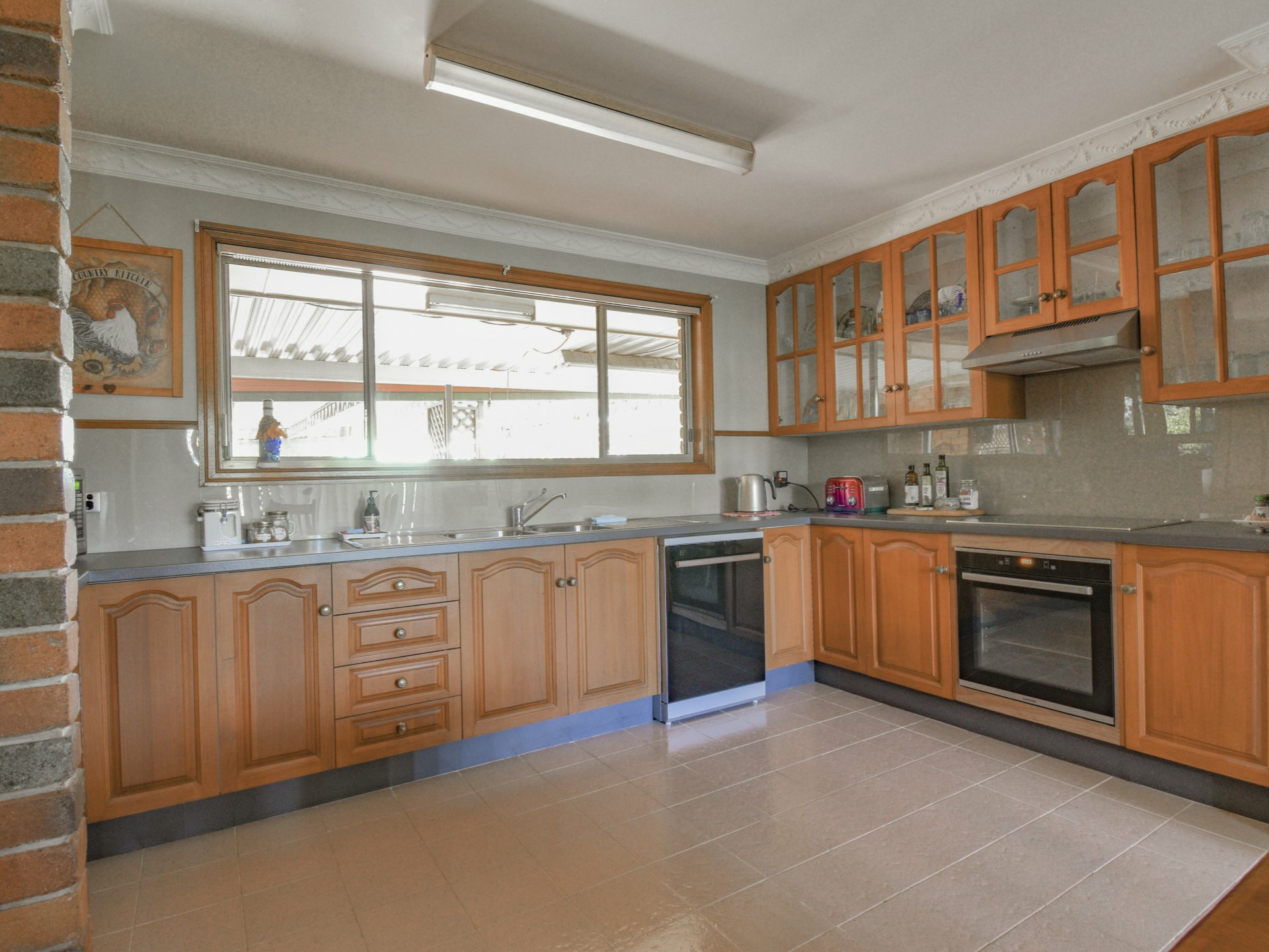 8 Matthew Jones Drive, ROSENTHAL HEIGHTS