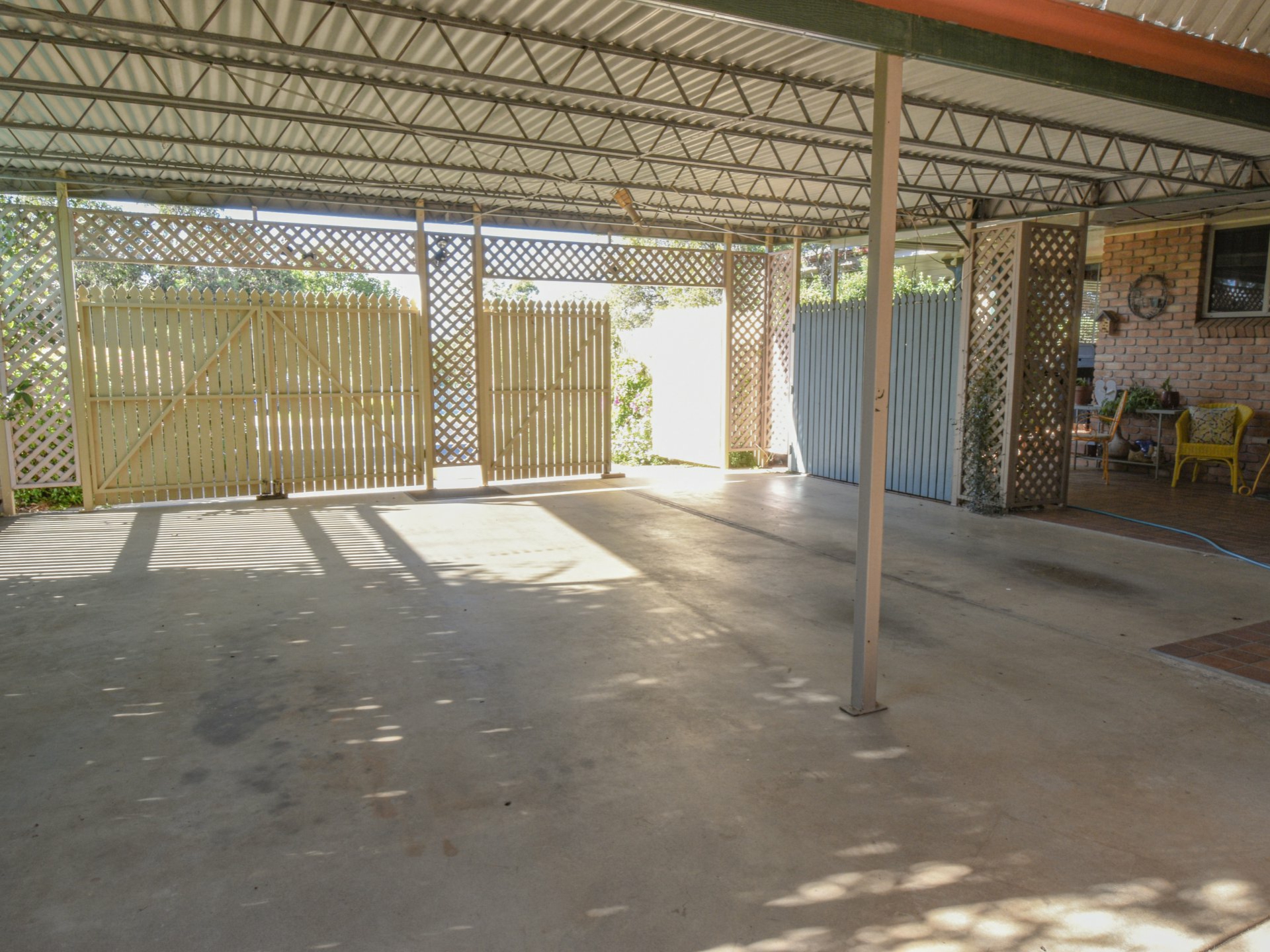 8 Matthew Jones Drive, ROSENTHAL HEIGHTS
