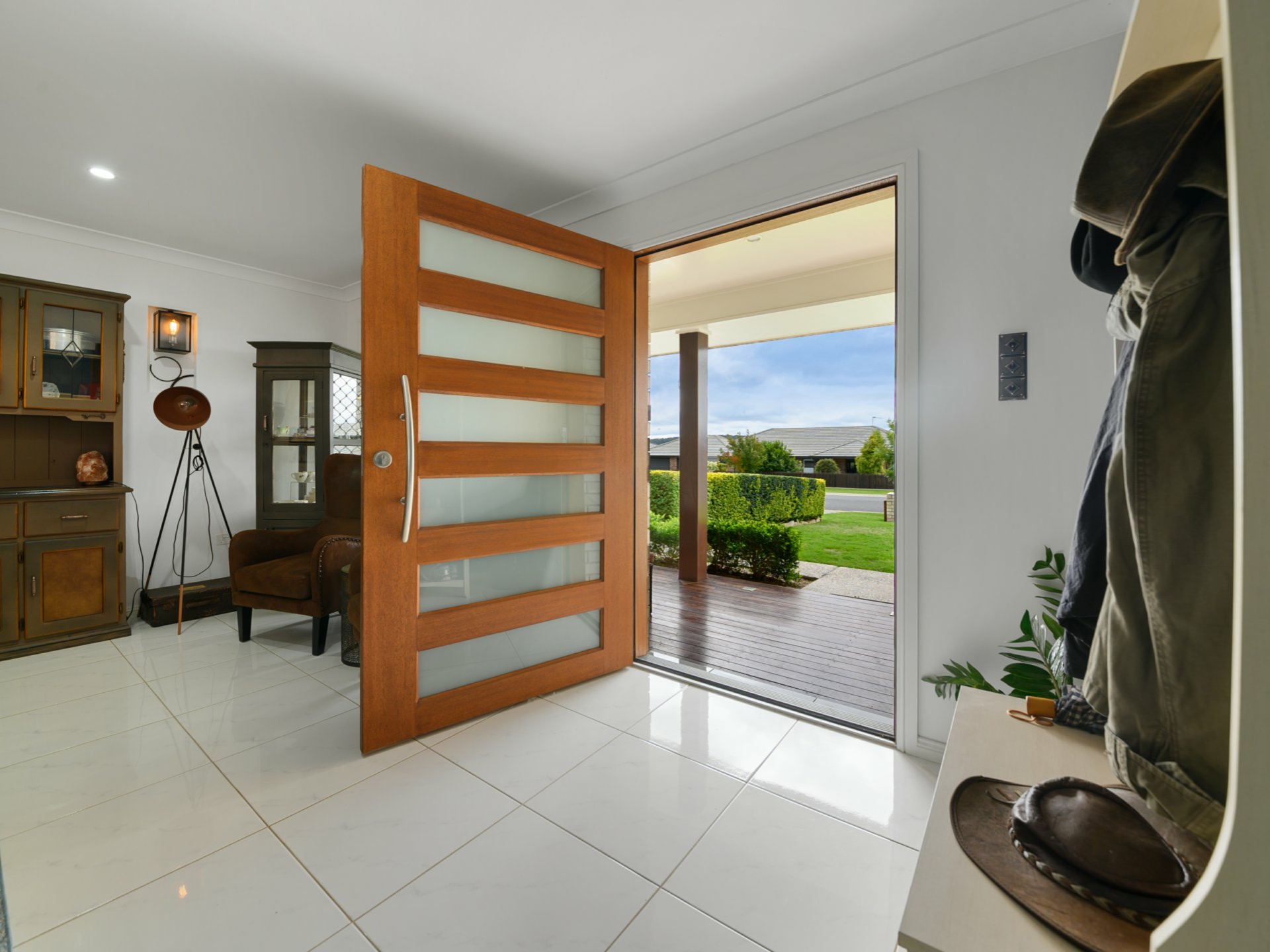 15 Lakeview Avenue, WARWICK