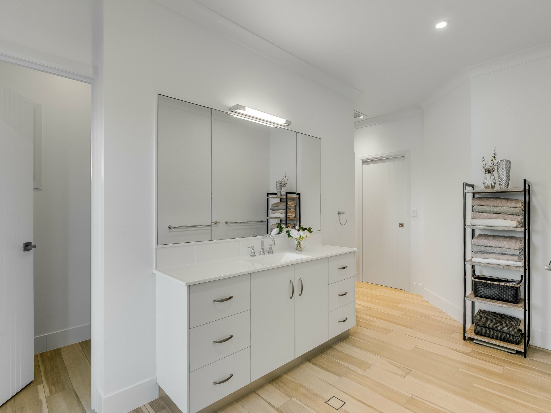 Aloma 90 Cobons Road, LOCH LOMOND