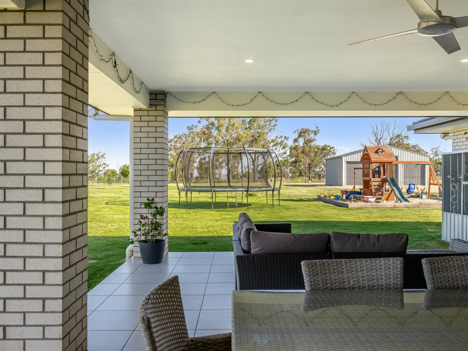 27 Amarina Avenue, SLADEVALE