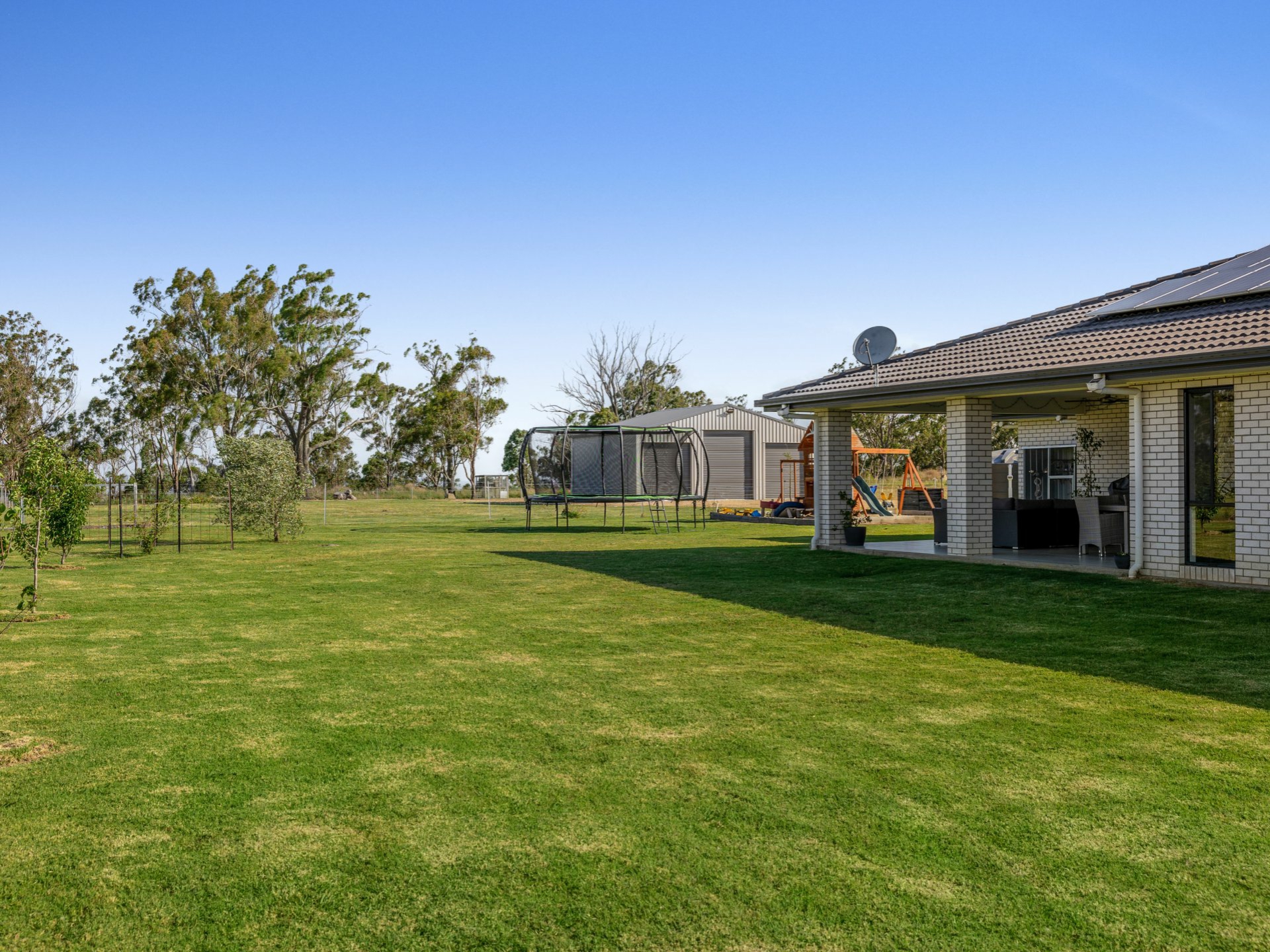 27 Amarina Avenue, SLADEVALE
