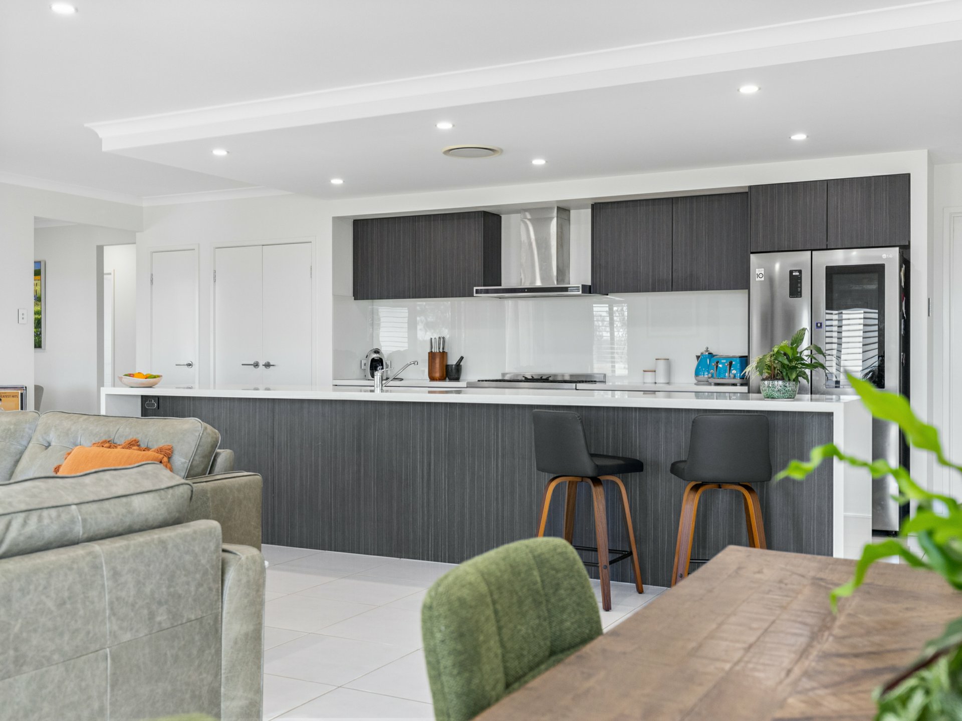 27 Amarina Avenue, SLADEVALE