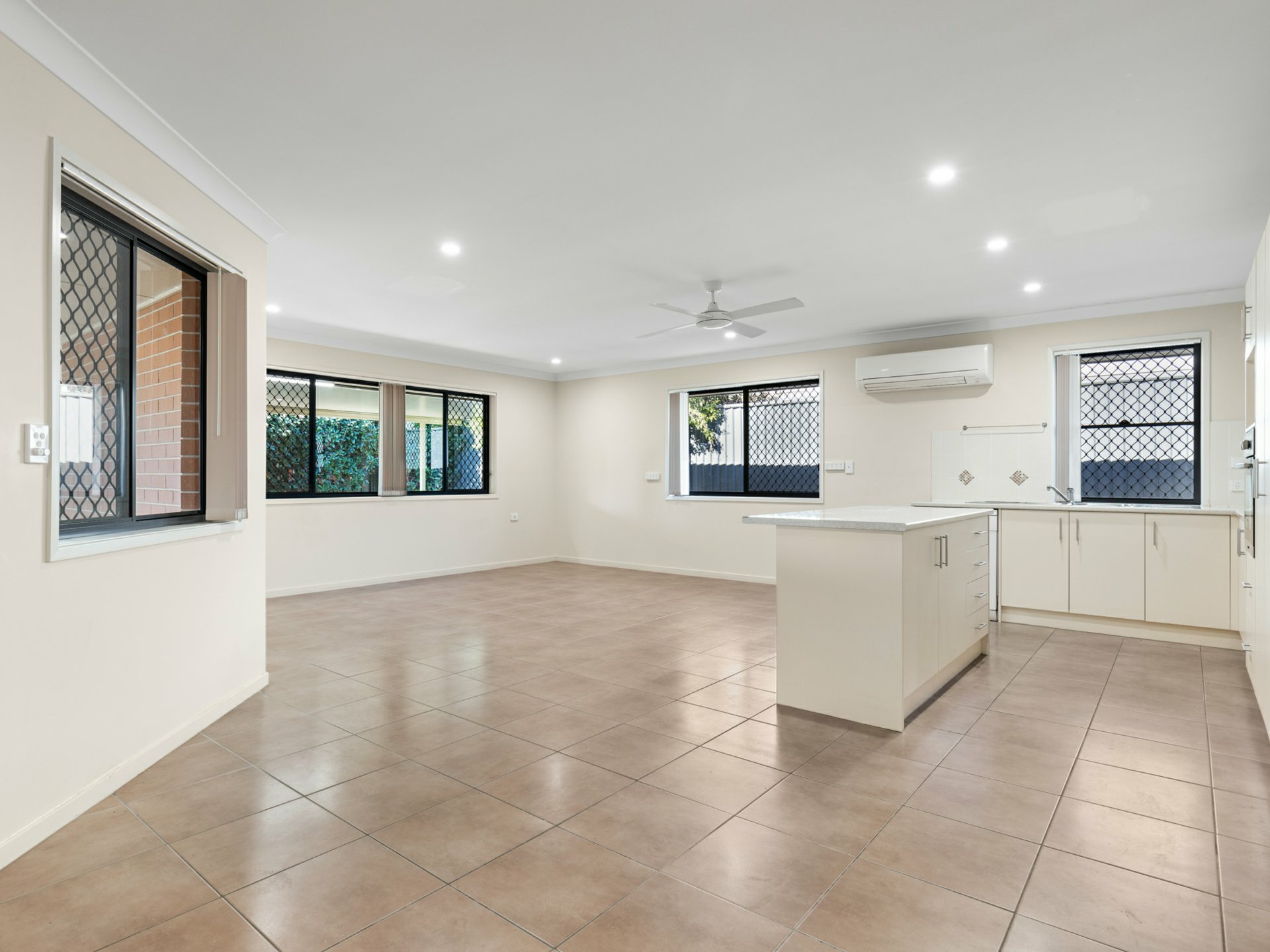 11 Natalia Court, WARWICK