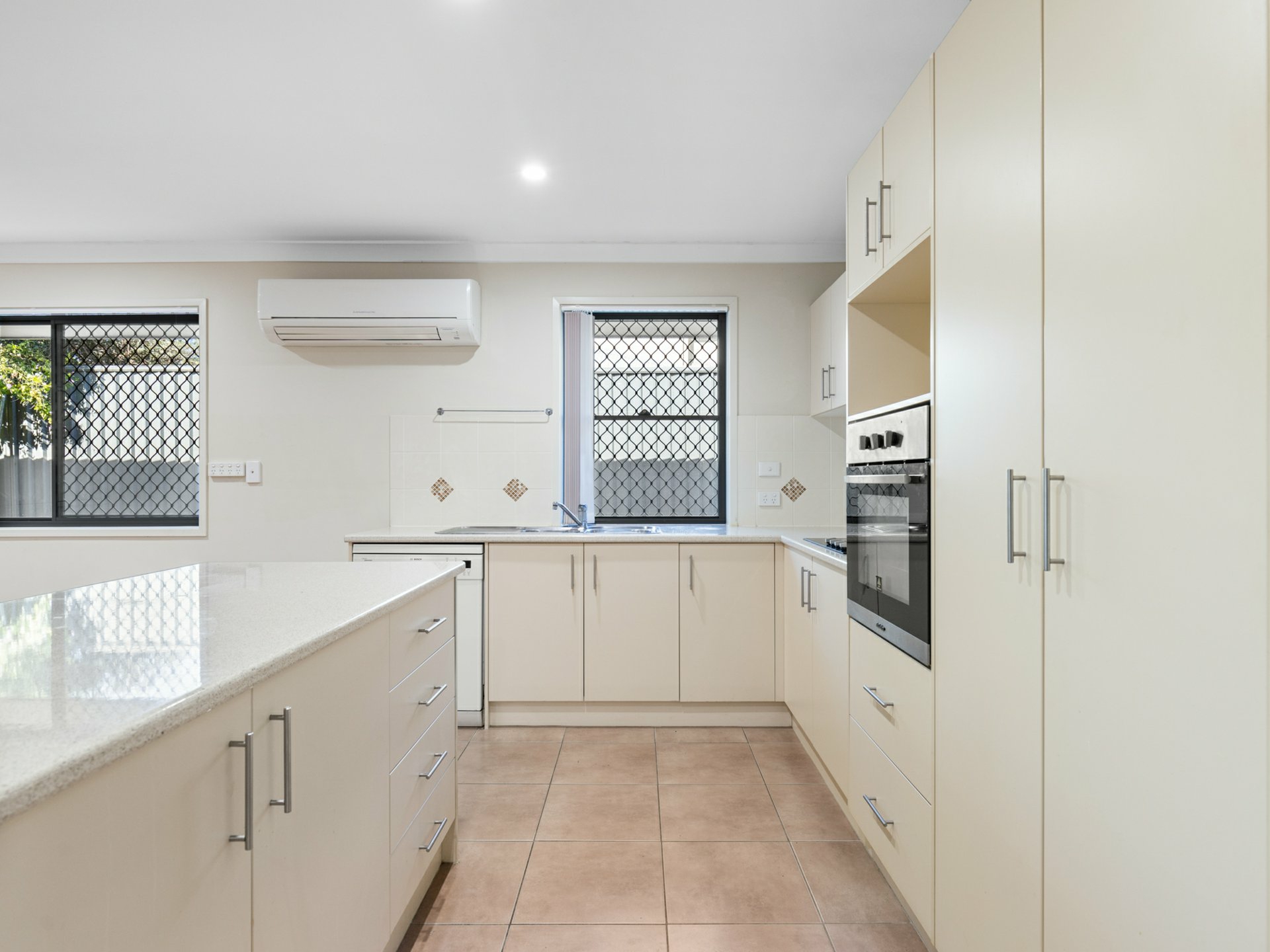 11 Natalia Court, WARWICK