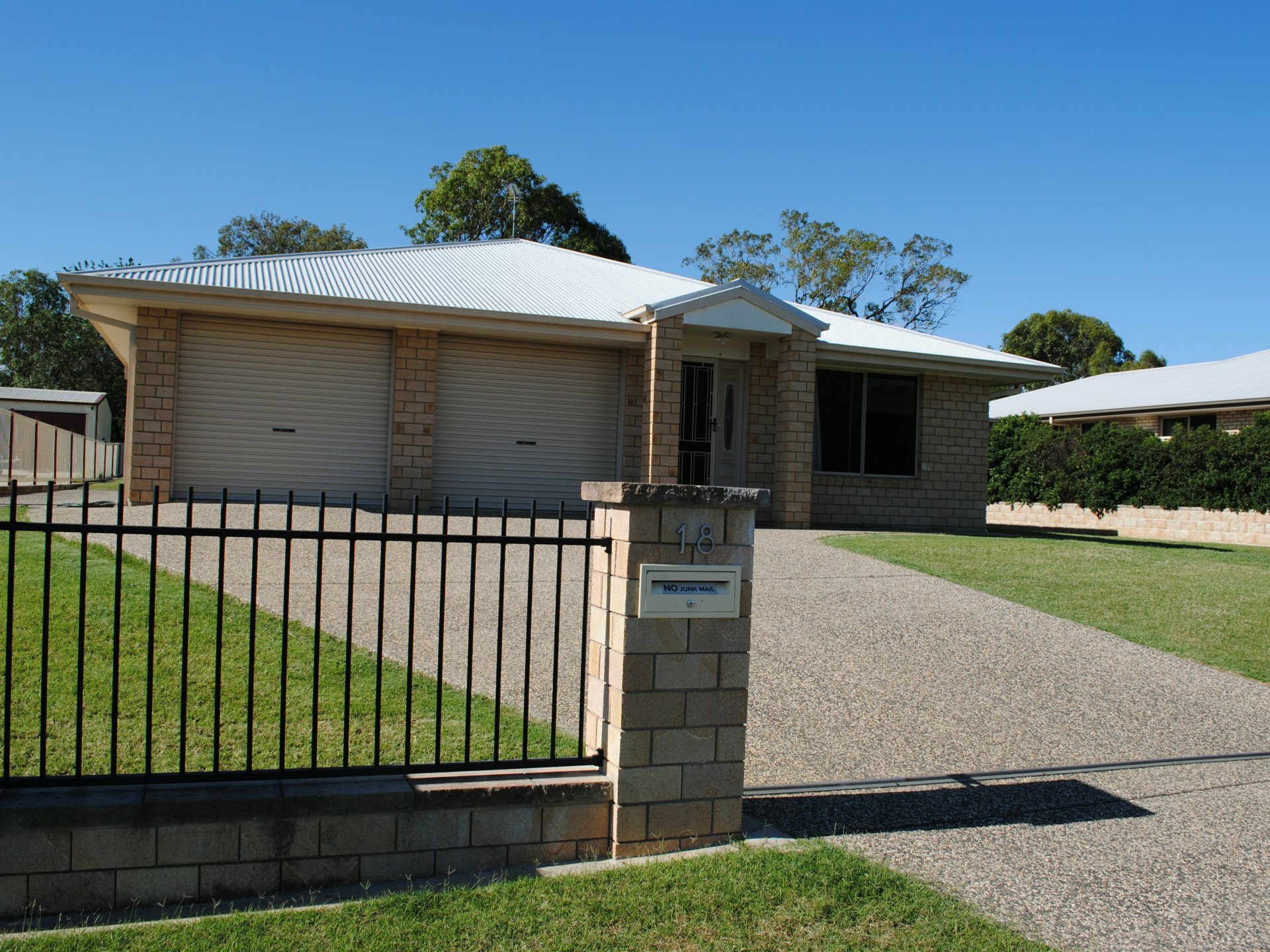 18 Rodeo Drive, WARWICK