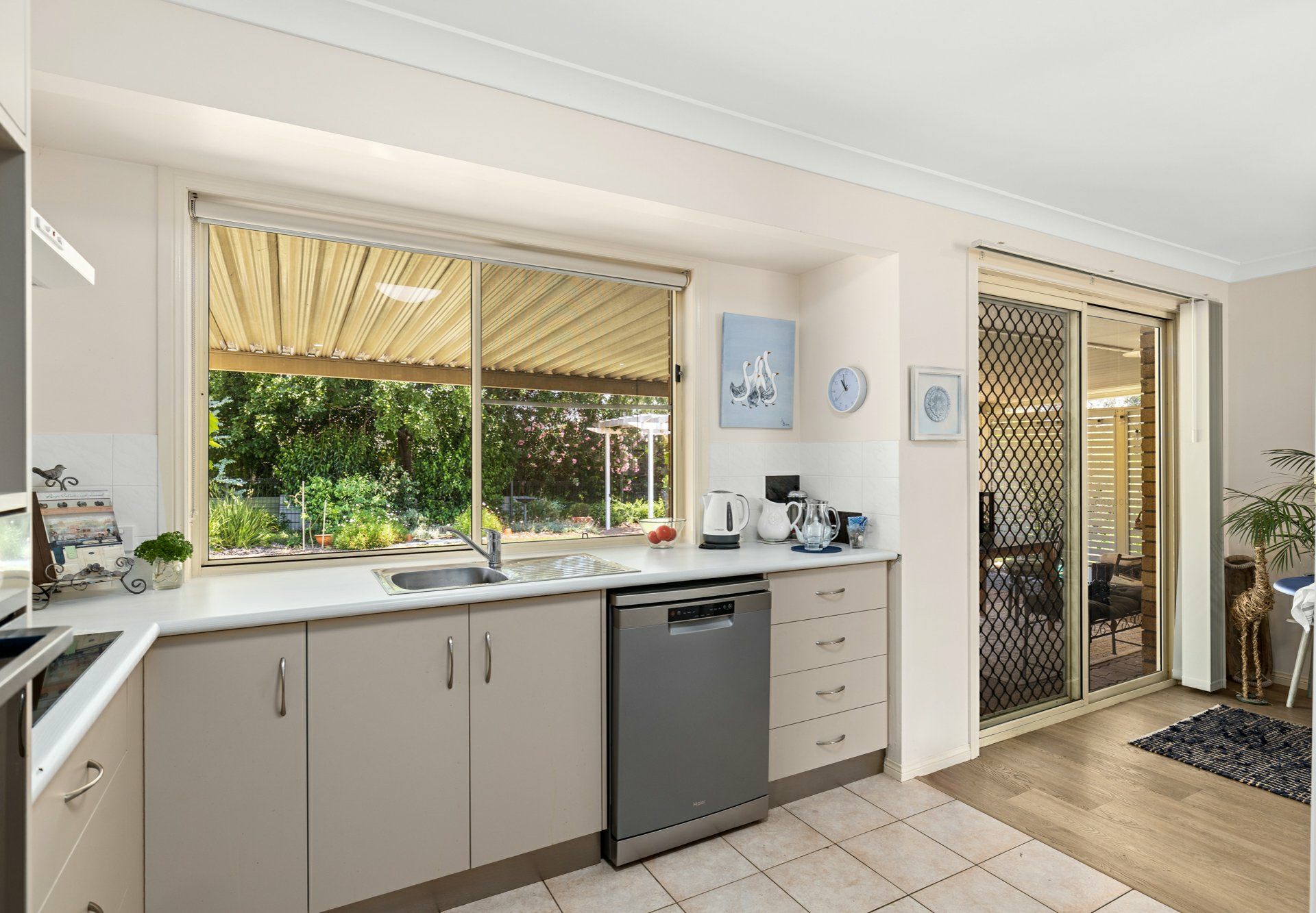 20 Fairway Drive, WARWICK