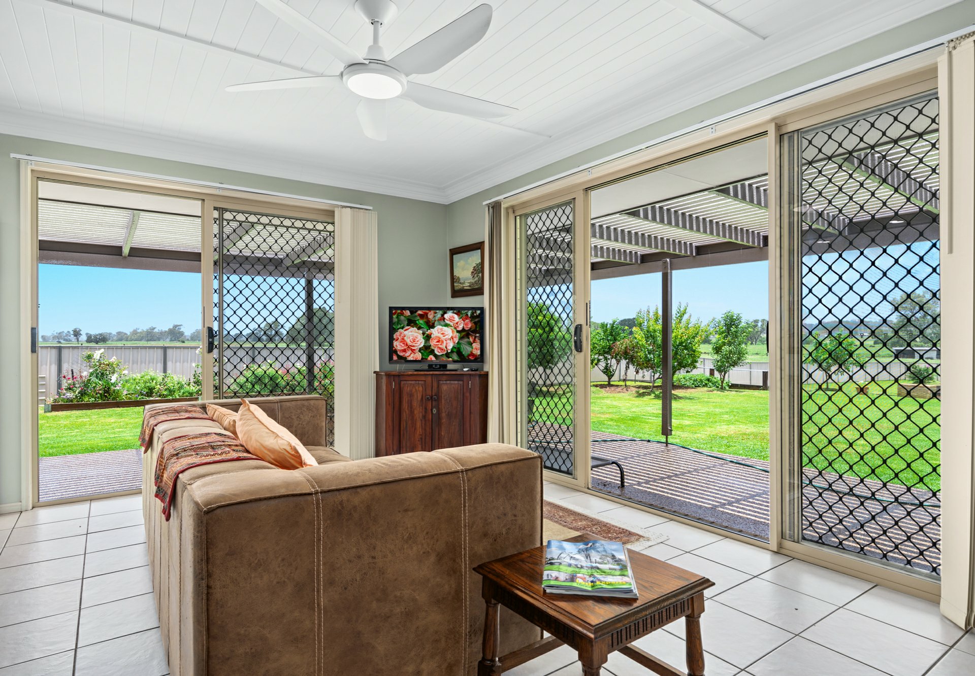 13 Hans Borgar Court, WARWICK