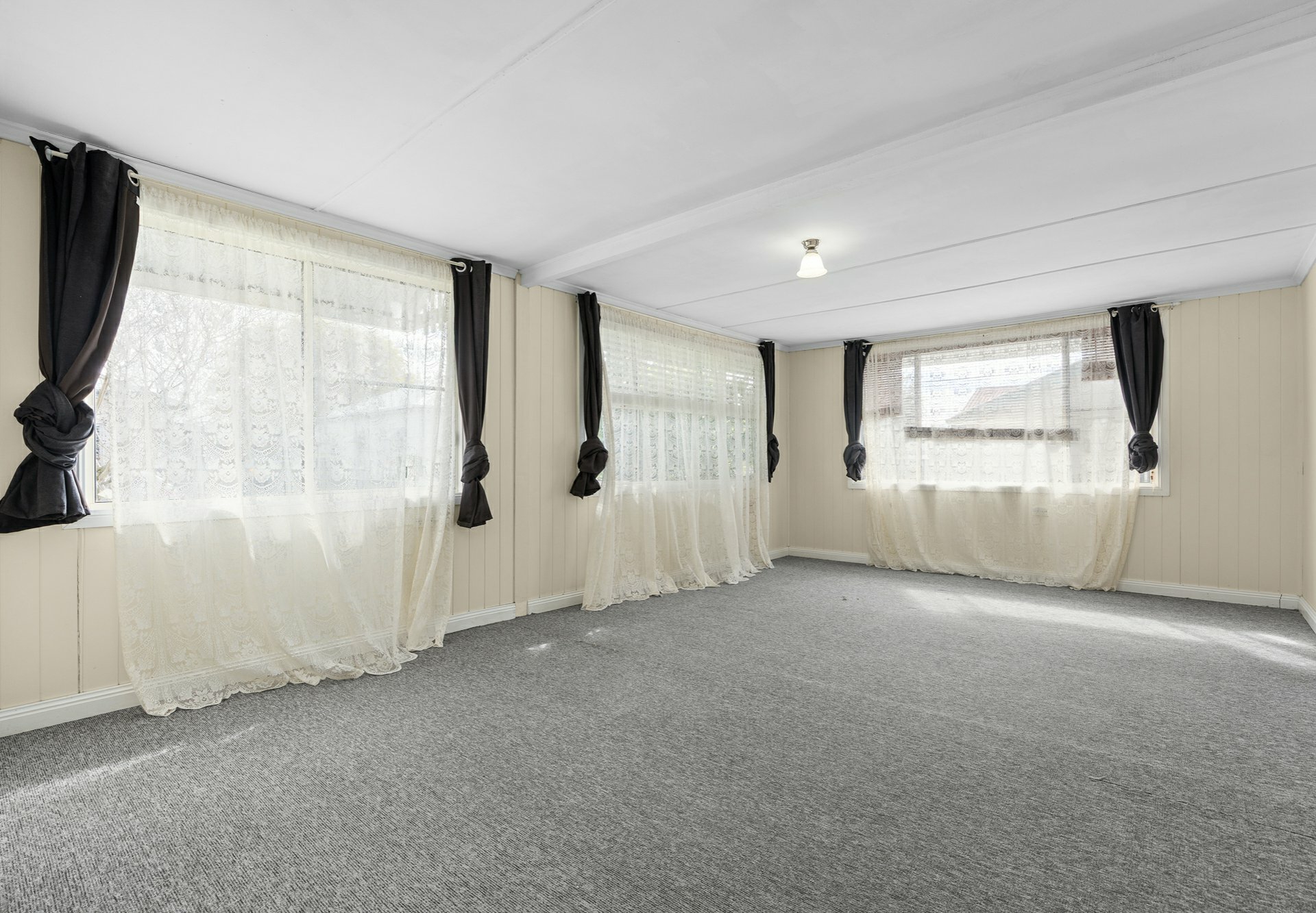 30 Stewart Avenue, WARWICK