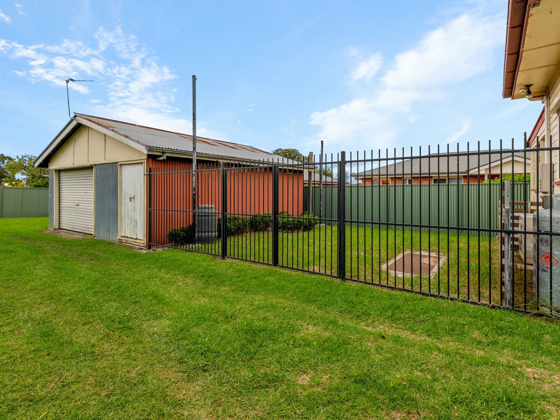 69 Dragon Street — photo 13 of 26