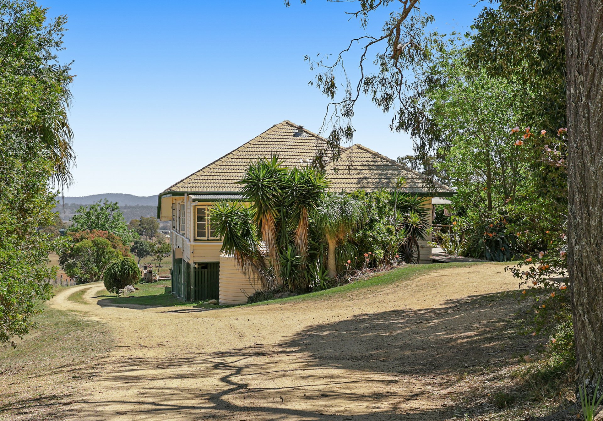 33 Everest Road — photo 4 of 27