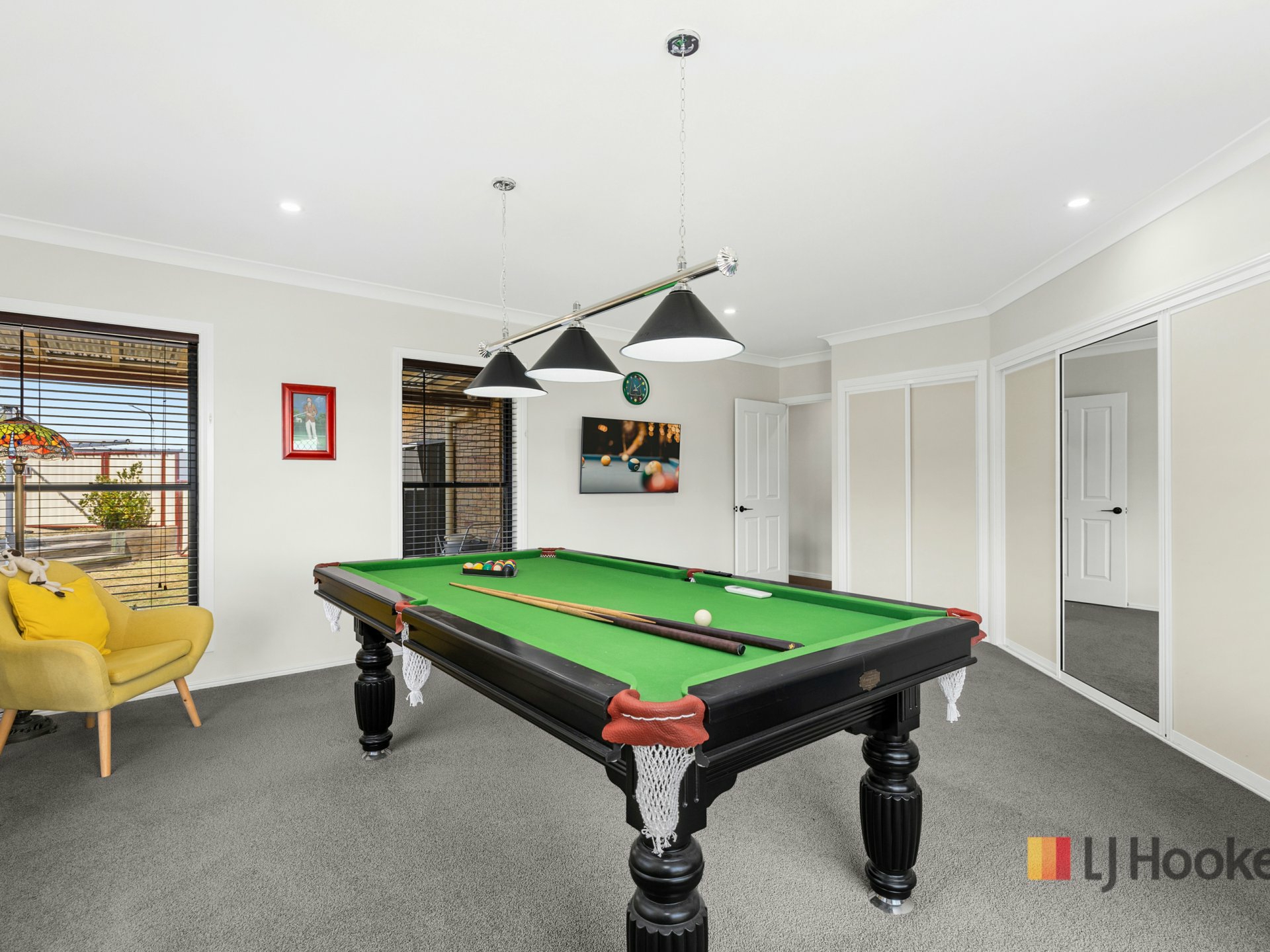 23-25 Verney Drive — photo 14 of 26