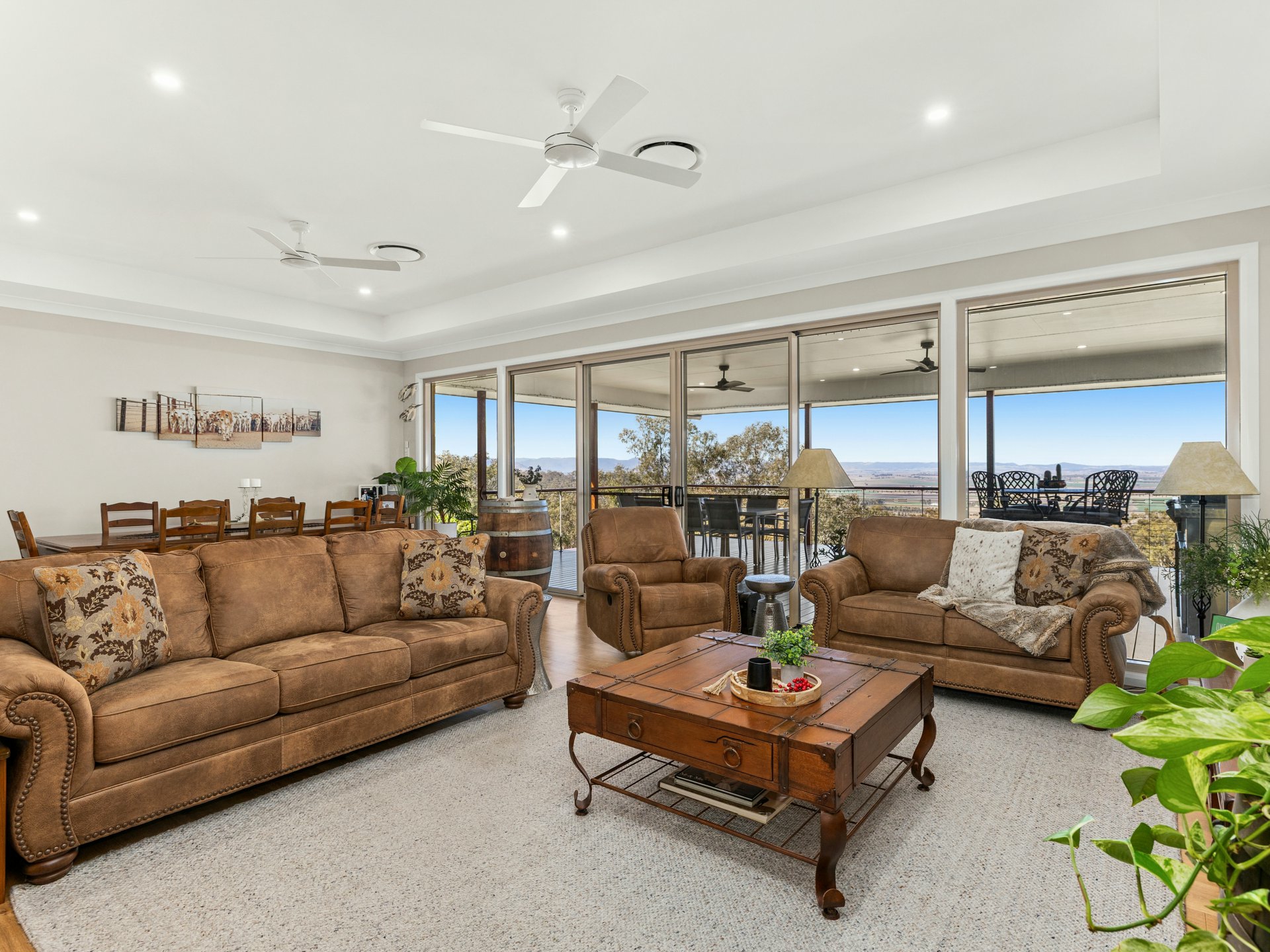 6 Mayra Court — photo 8 of 26