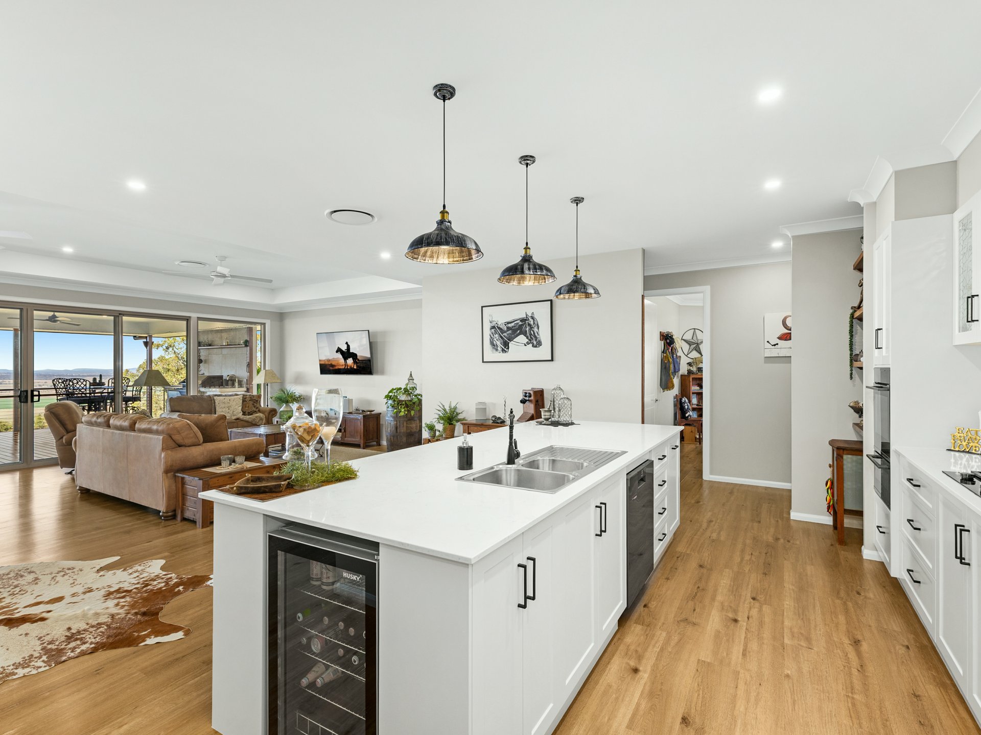 6 Mayra Court — photo 11 of 26