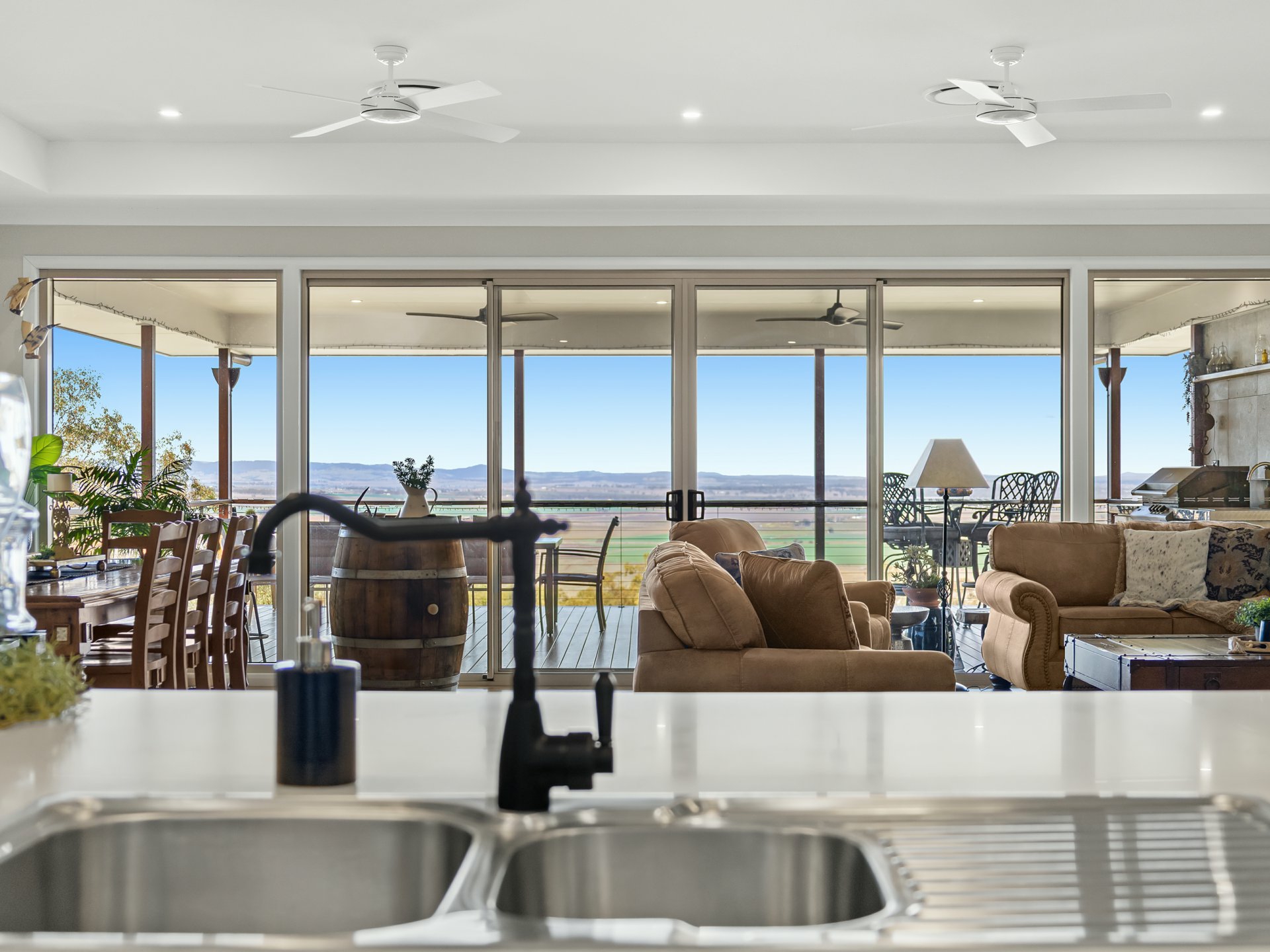 6 Mayra Court — photo 12 of 26