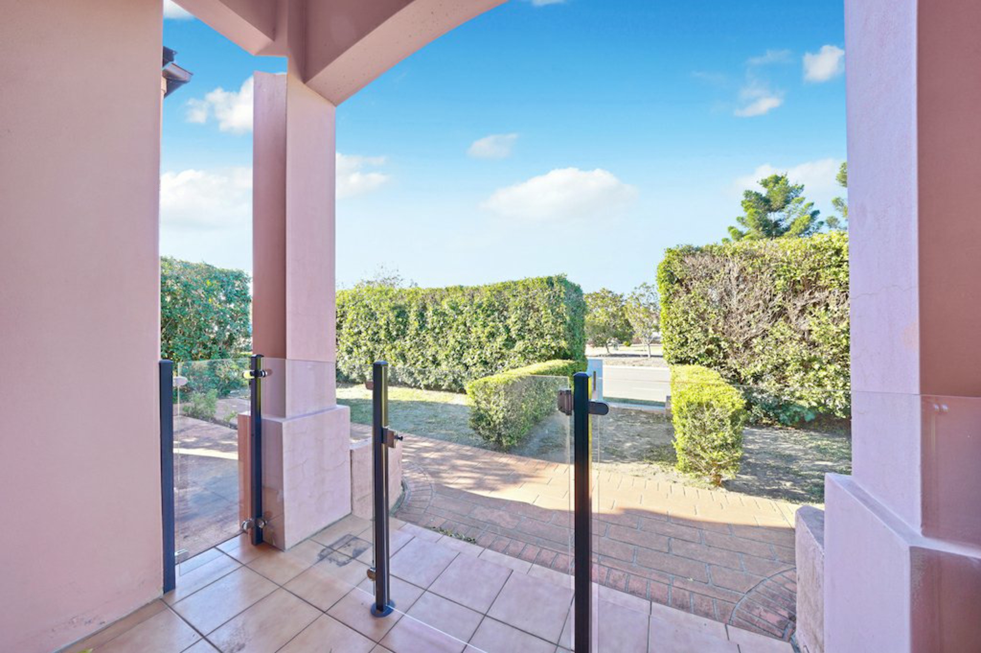 12 Englorie Park Drive, GLEN ALPINE